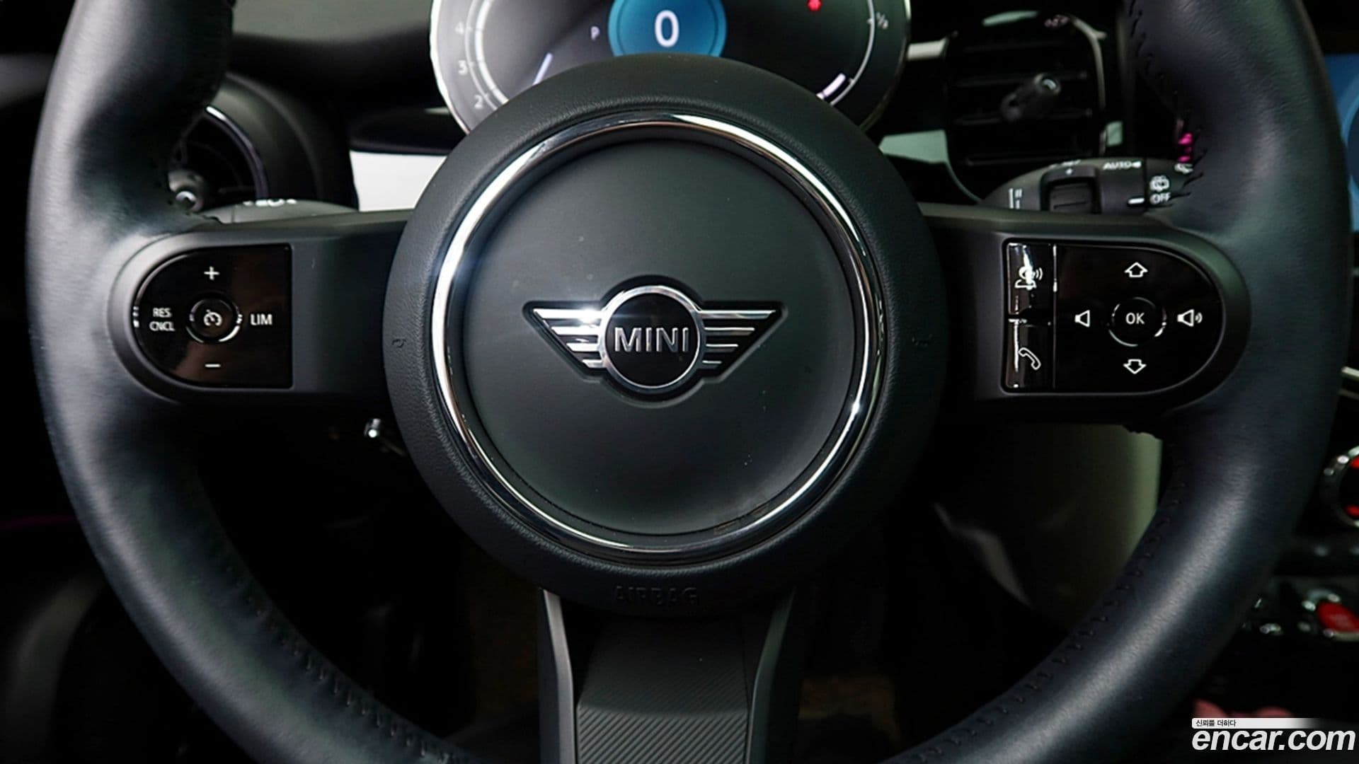 Main__Slider__Photo:Cooper Mini 2023.3-12