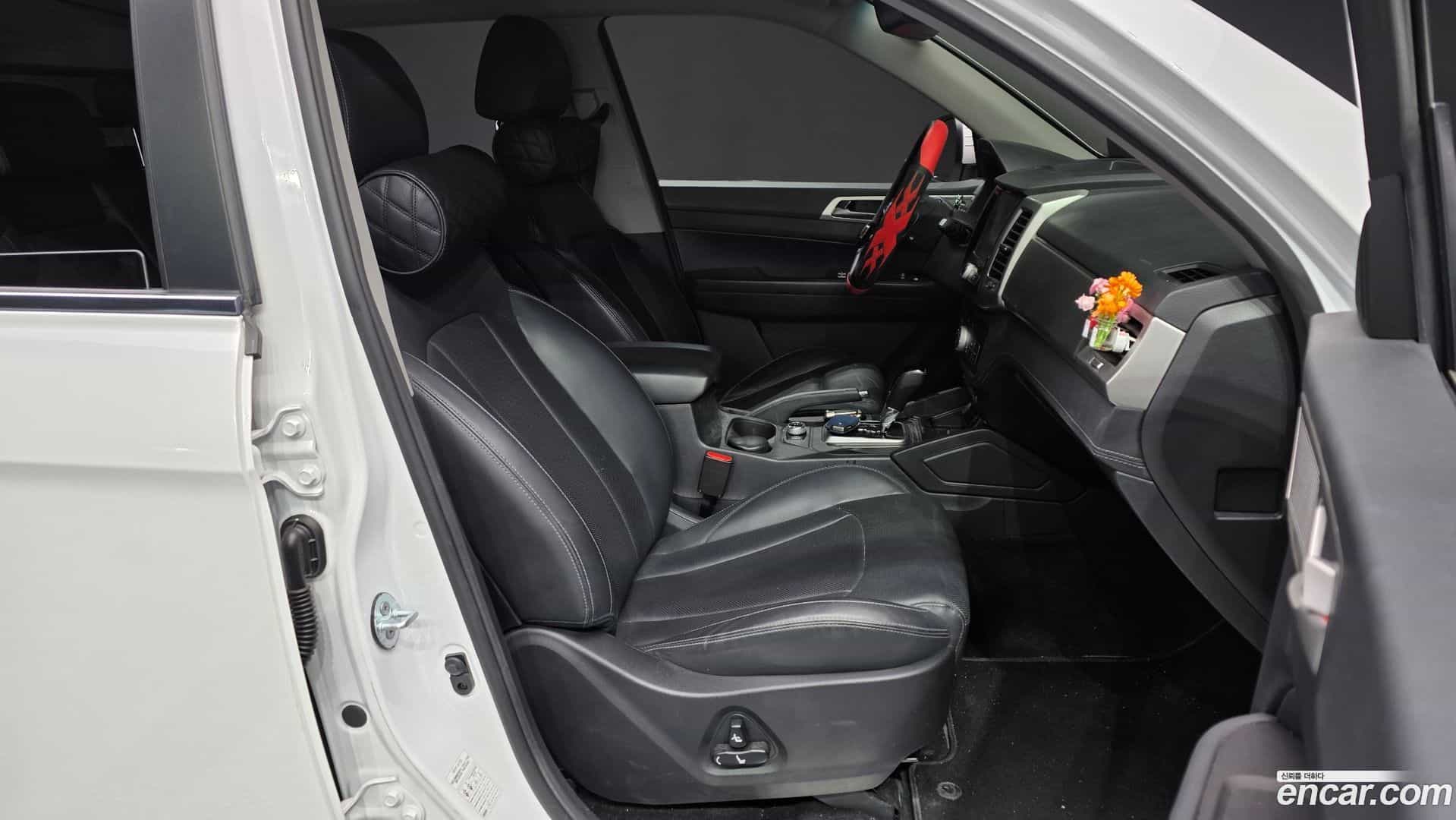 Rexton KG_Mobility_Ssangyong 2018.8-INNER-010