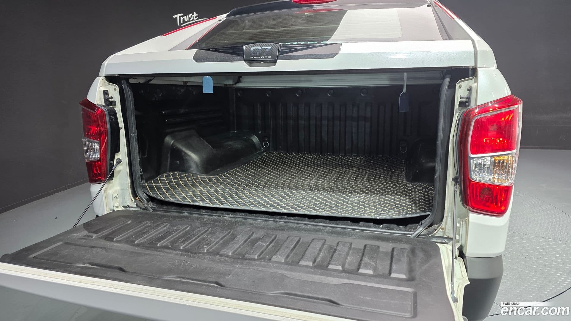 Main__Slider__Photo:Rexton KG_Mobility_Ssangyong 2018.8-19