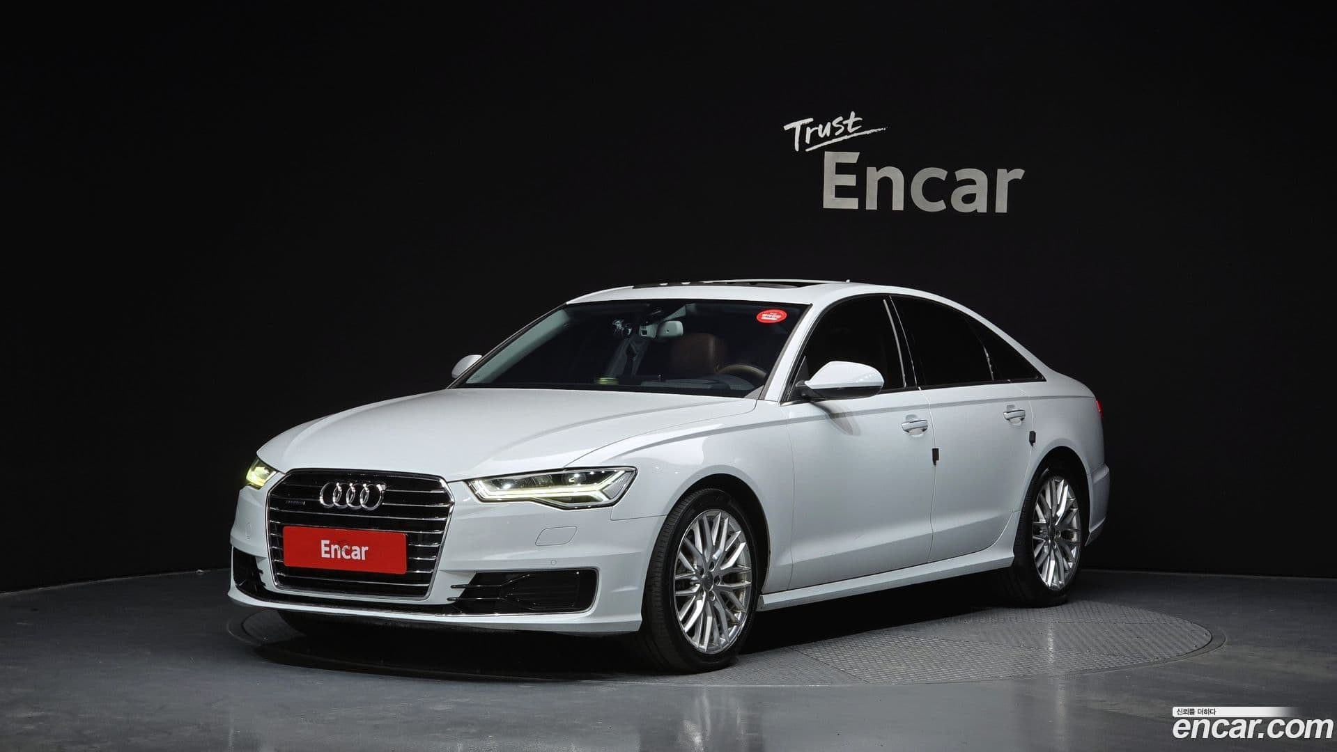 Main__Slider__Photo:A6 Audi 2015.4-0