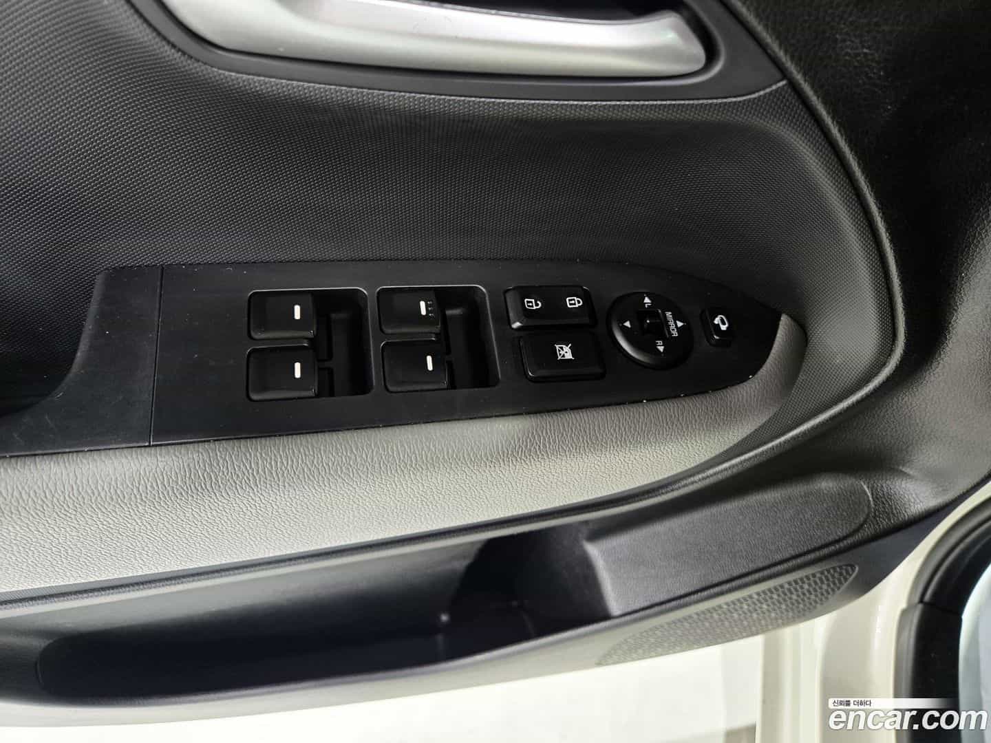 RAY Kia 2019.2-INNER-009