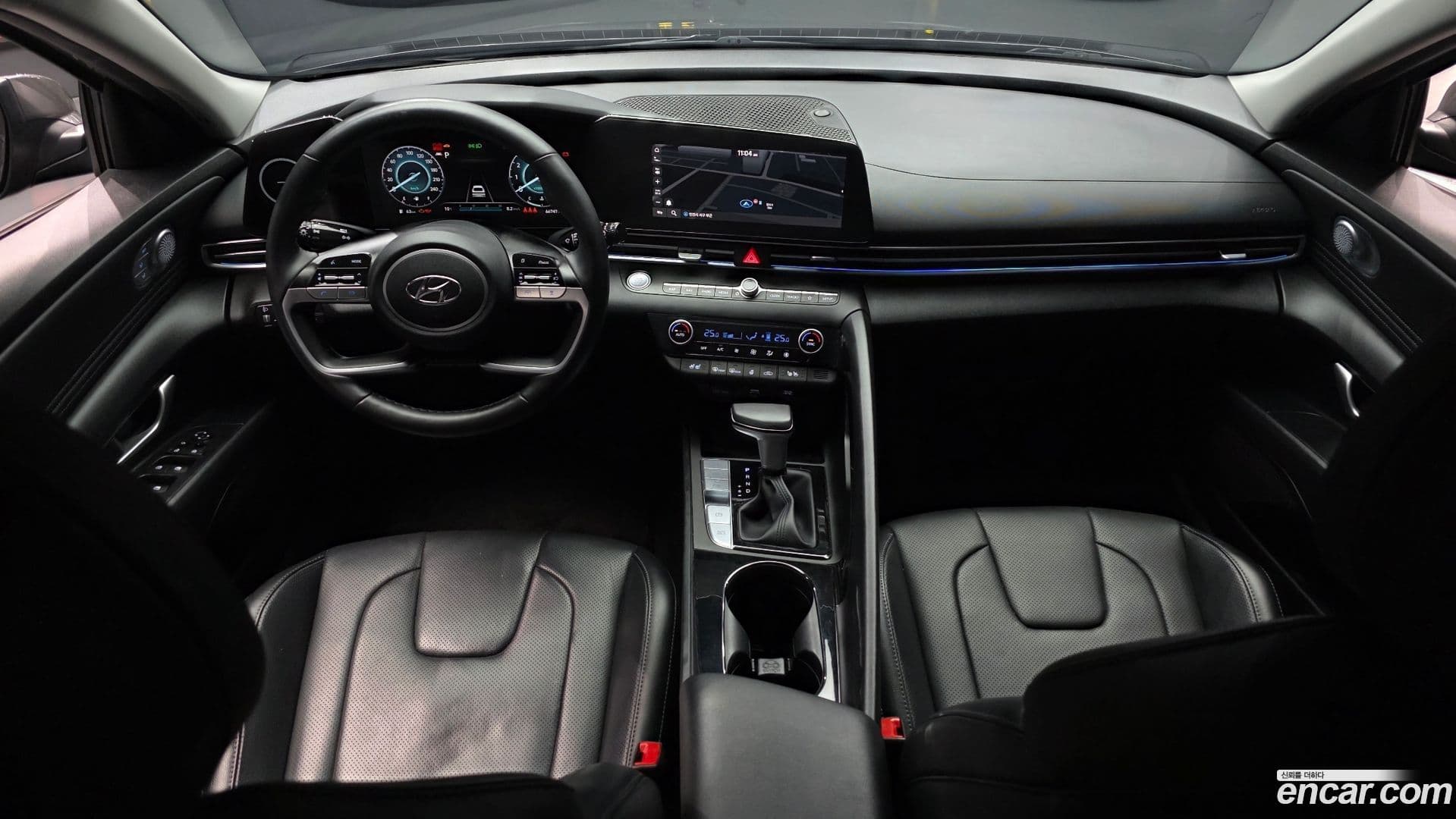 Main__Slider__Photo:AVANTE Hyundai 2021.7-6