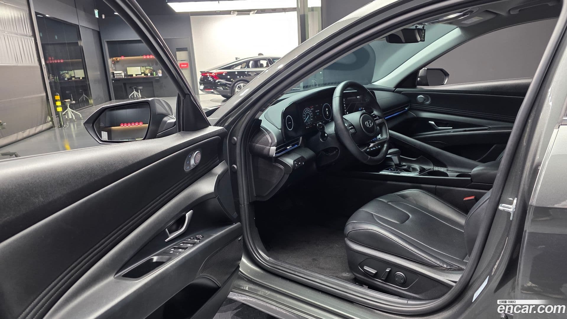 Main__Slider__Photo:AVANTE Hyundai 2021.7-9