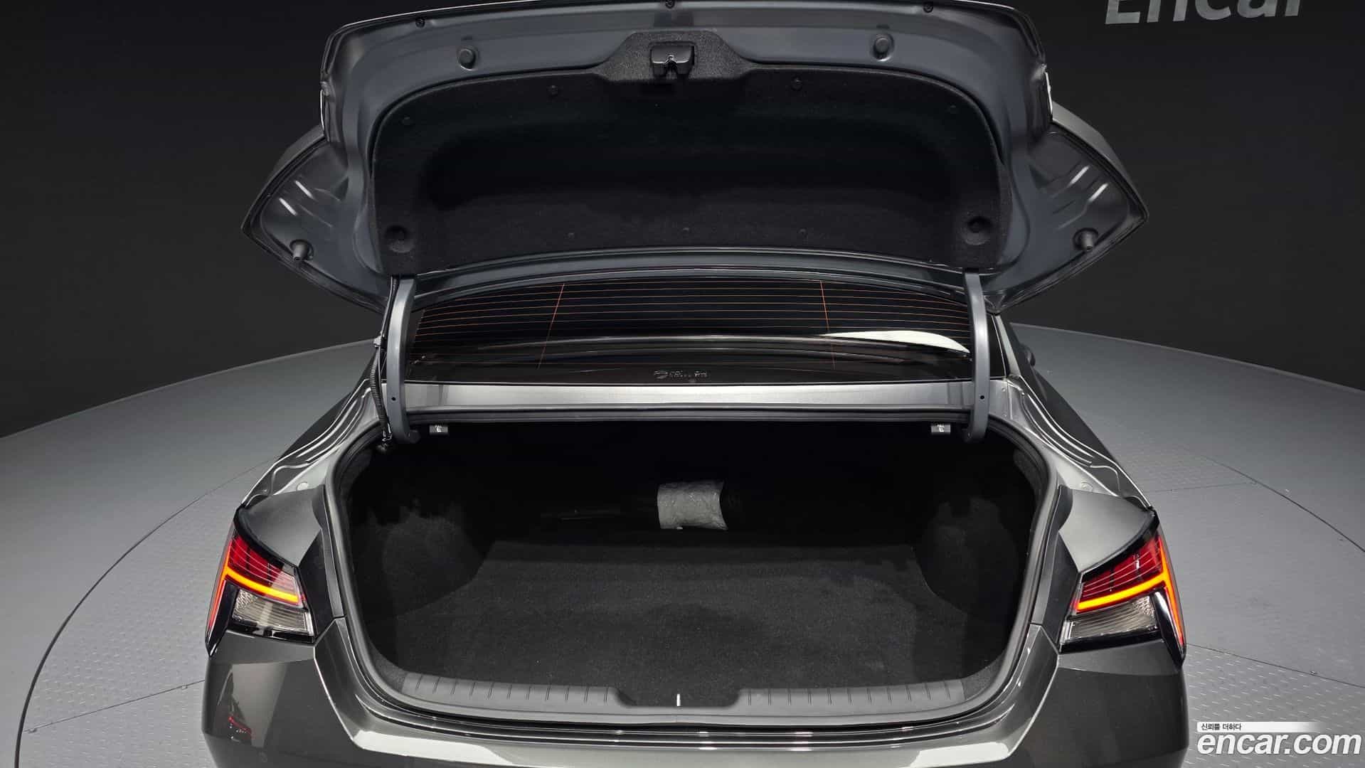 AVANTE Hyundai 2021.7-OPTION-024