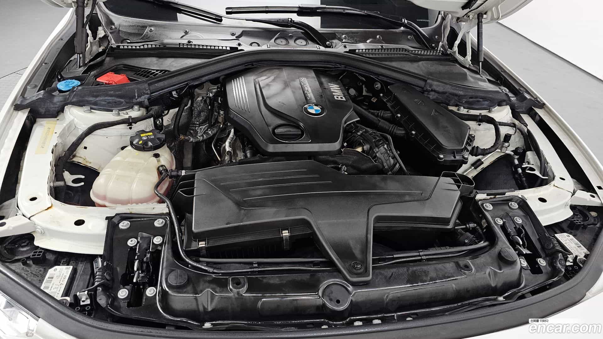 3-Series BMW 2017.4-OUTER-006