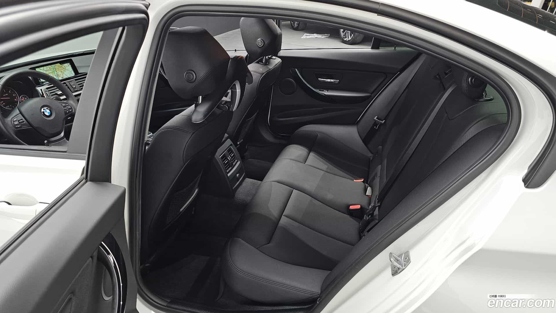 3-Series BMW 2017.4-OPTION-016