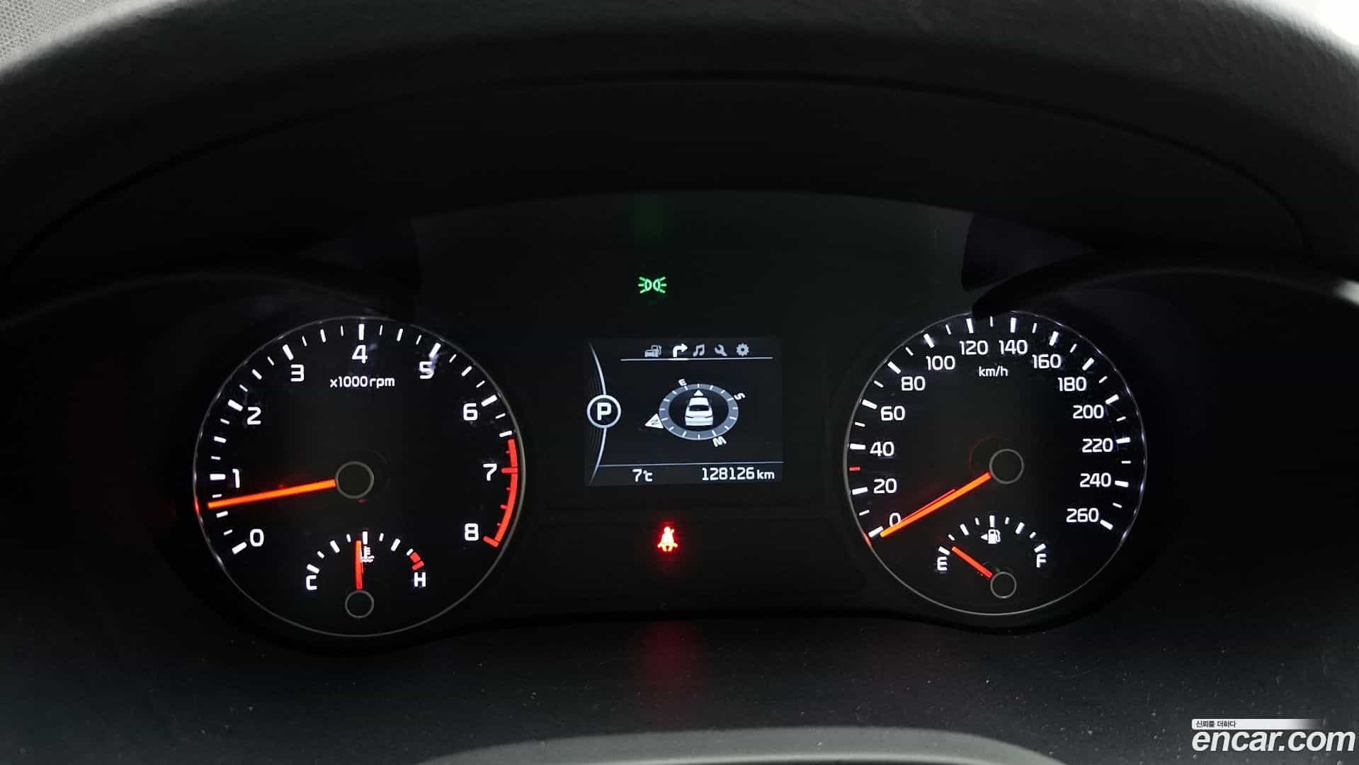 K5 Kia 2016.10-INNER-008