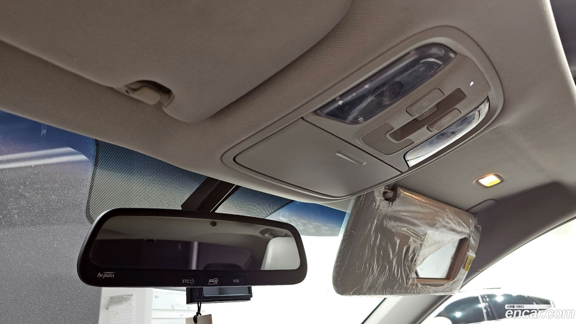 Main__Slider__Photo:K5 Kia 2016.10-17