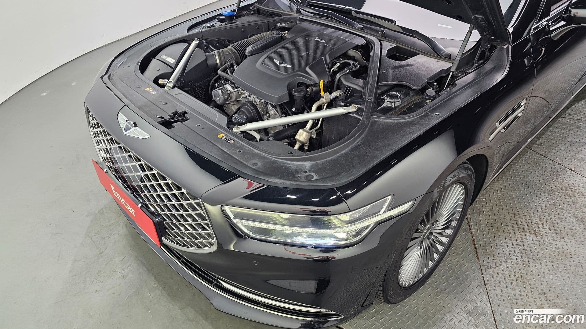 Main__Slider__Photo:G90 Genesis 2020.2-5