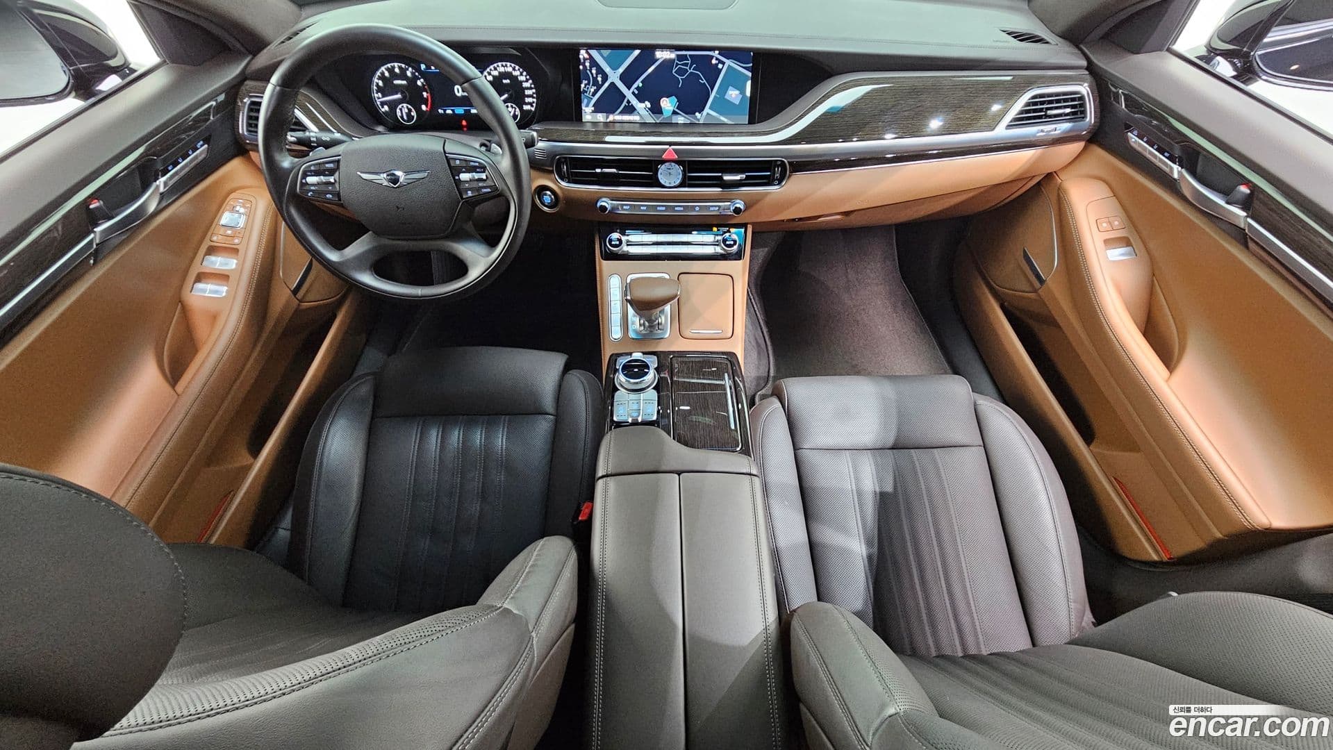 Main__Slider__Photo:G90 Genesis 2020.2-6