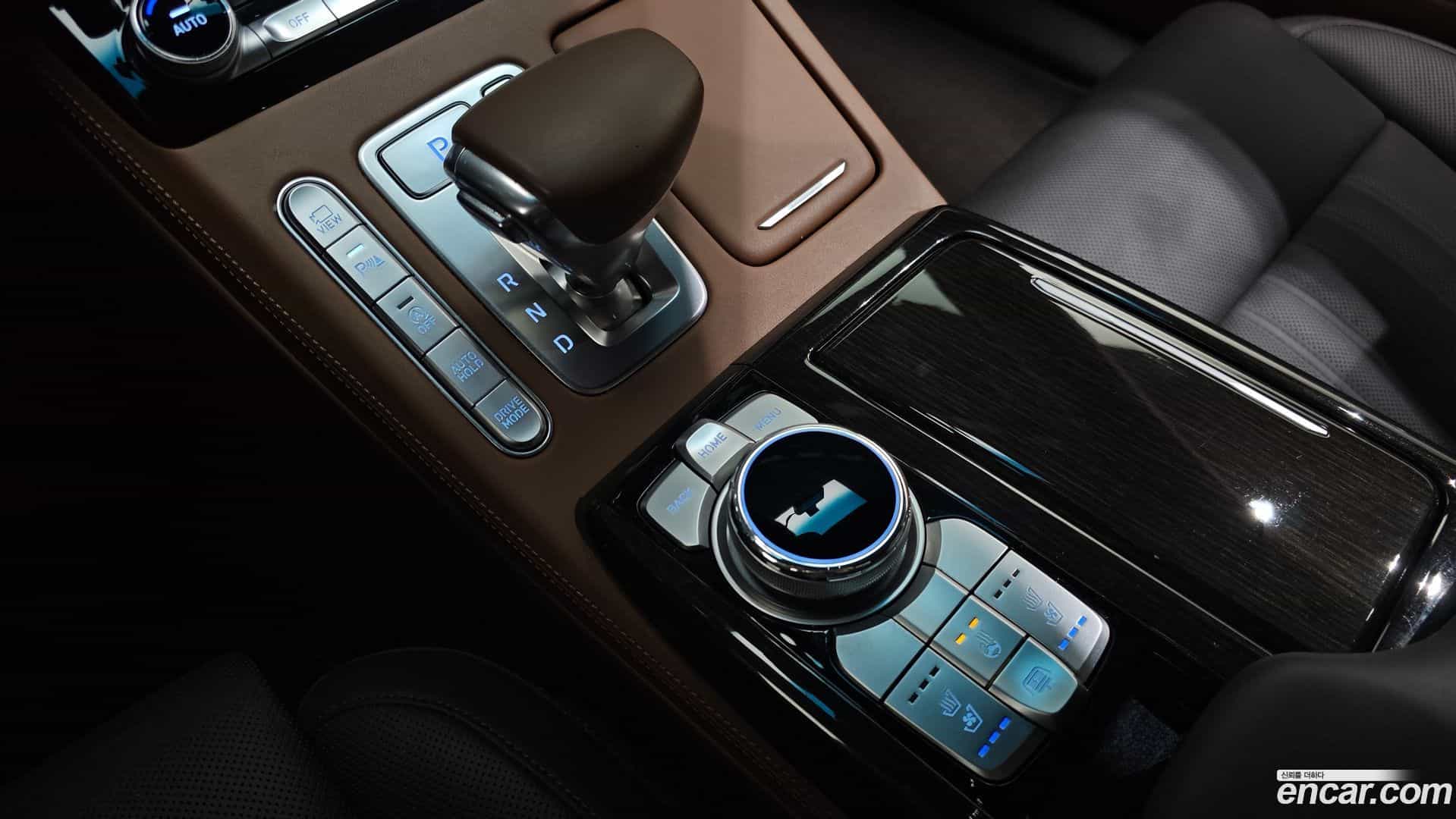 G90 Genesis 2020.2-INNER-009