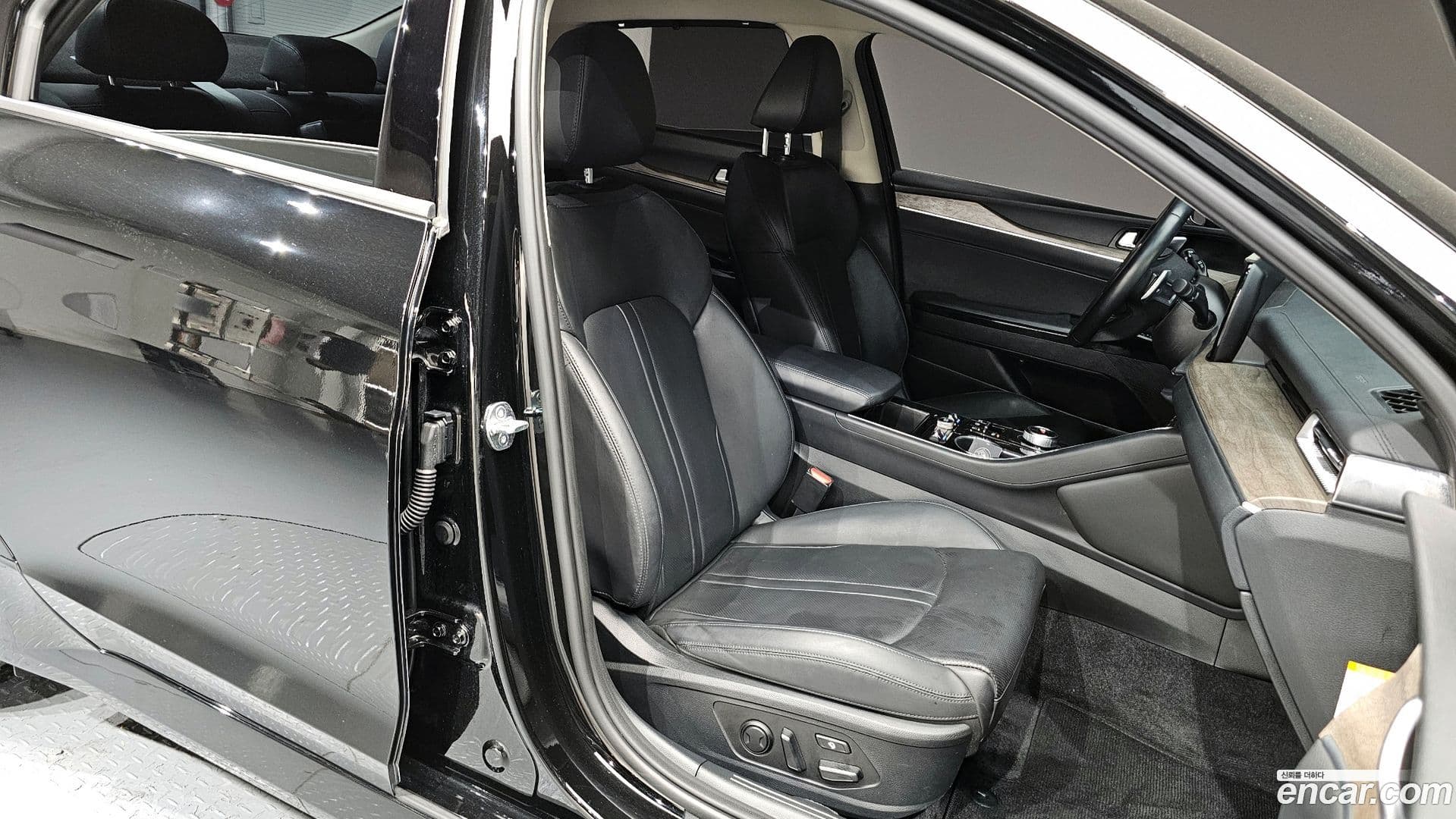 Main__Slider__Photo:K5 Kia 2022.11-11