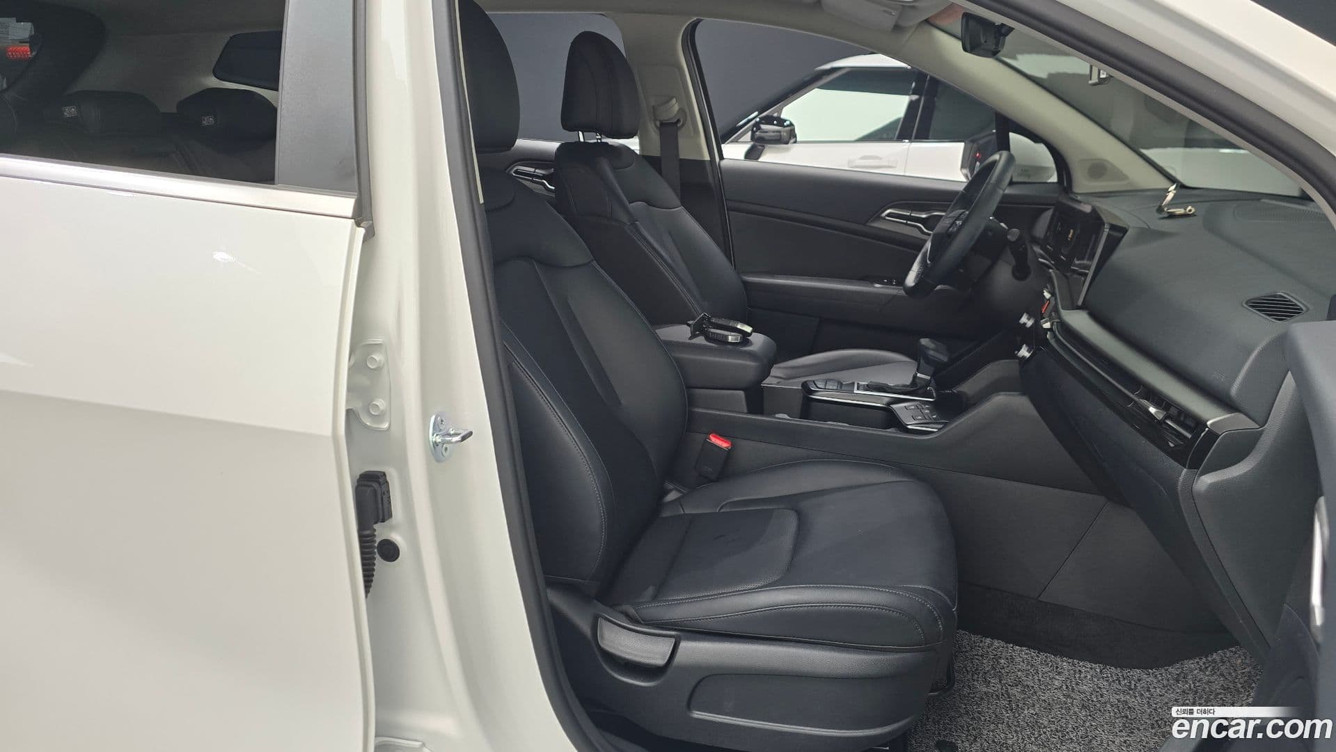 Main__Slider__Photo:Sportage Kia 2025.2-9