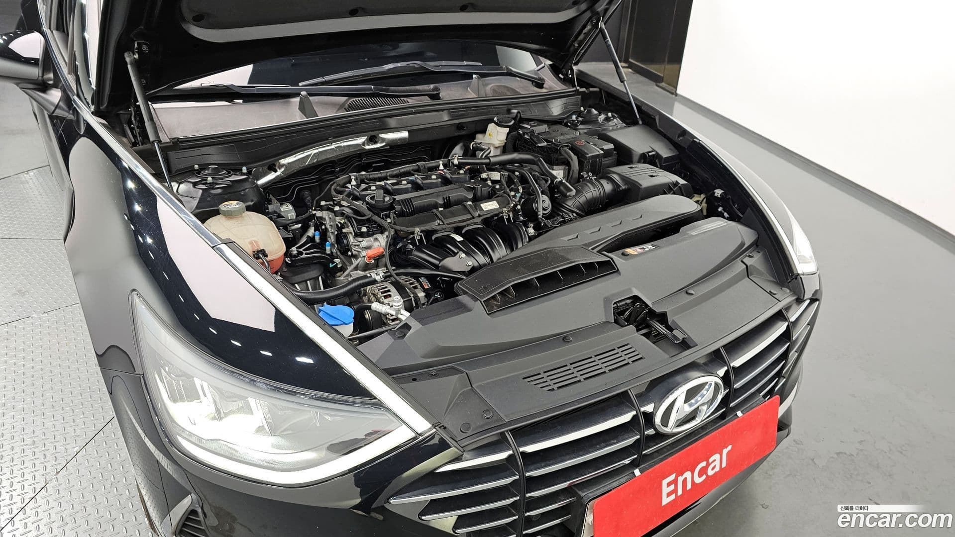 Main__Slider__Photo:Sonata Hyundai 2020.2-5