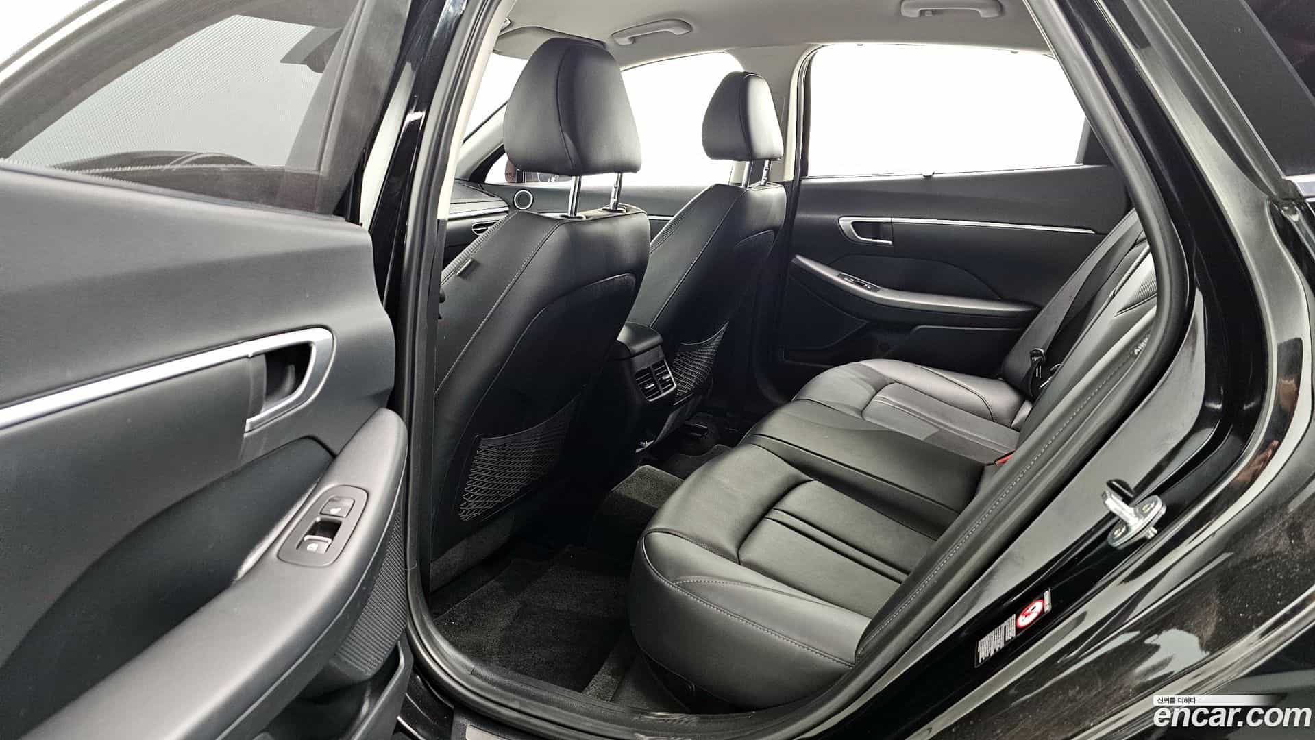 Sonata Hyundai 2020.2-INNER-010