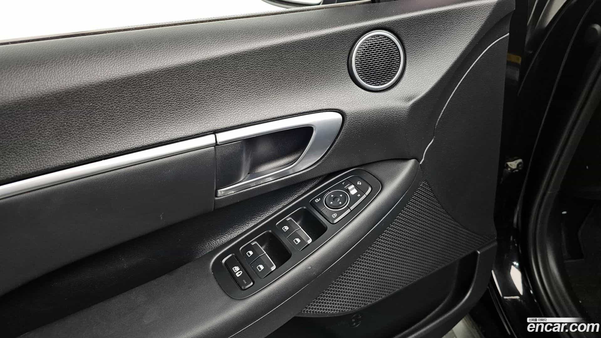 Sonata Hyundai 2020.2-OPTION-023