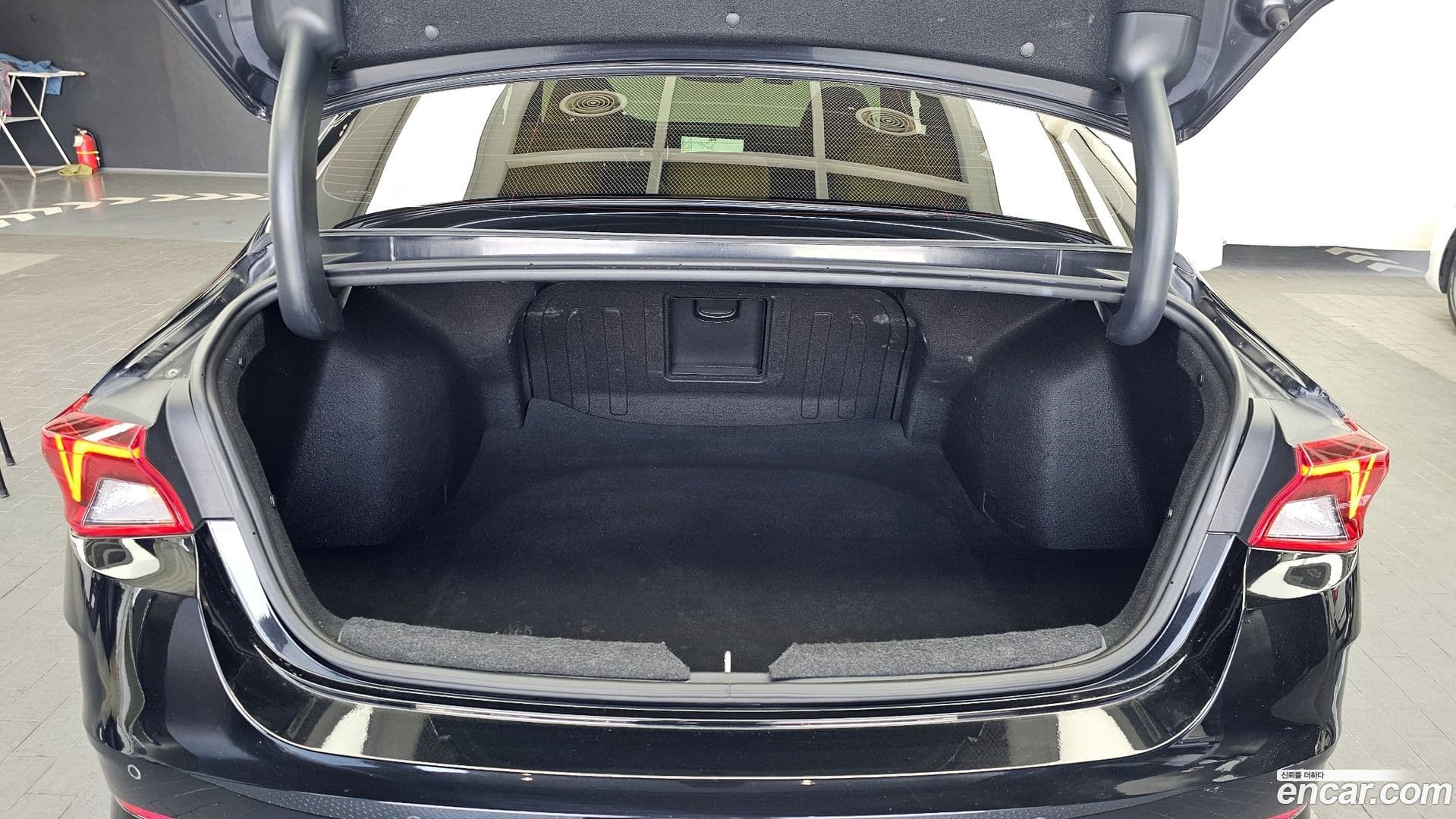 Main__Slider__Photo:K5 Kia 2021.0-19