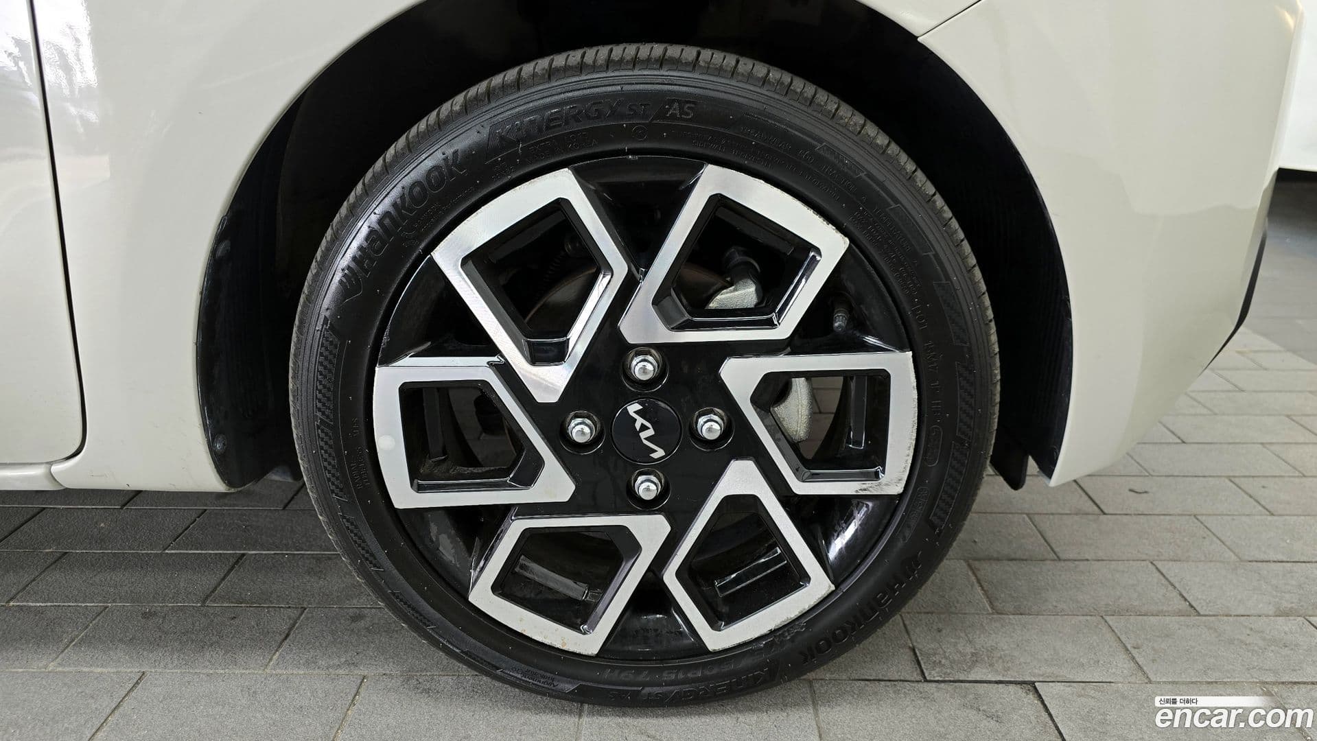 Main__Slider__Photo:RAY Kia 2024.3-4