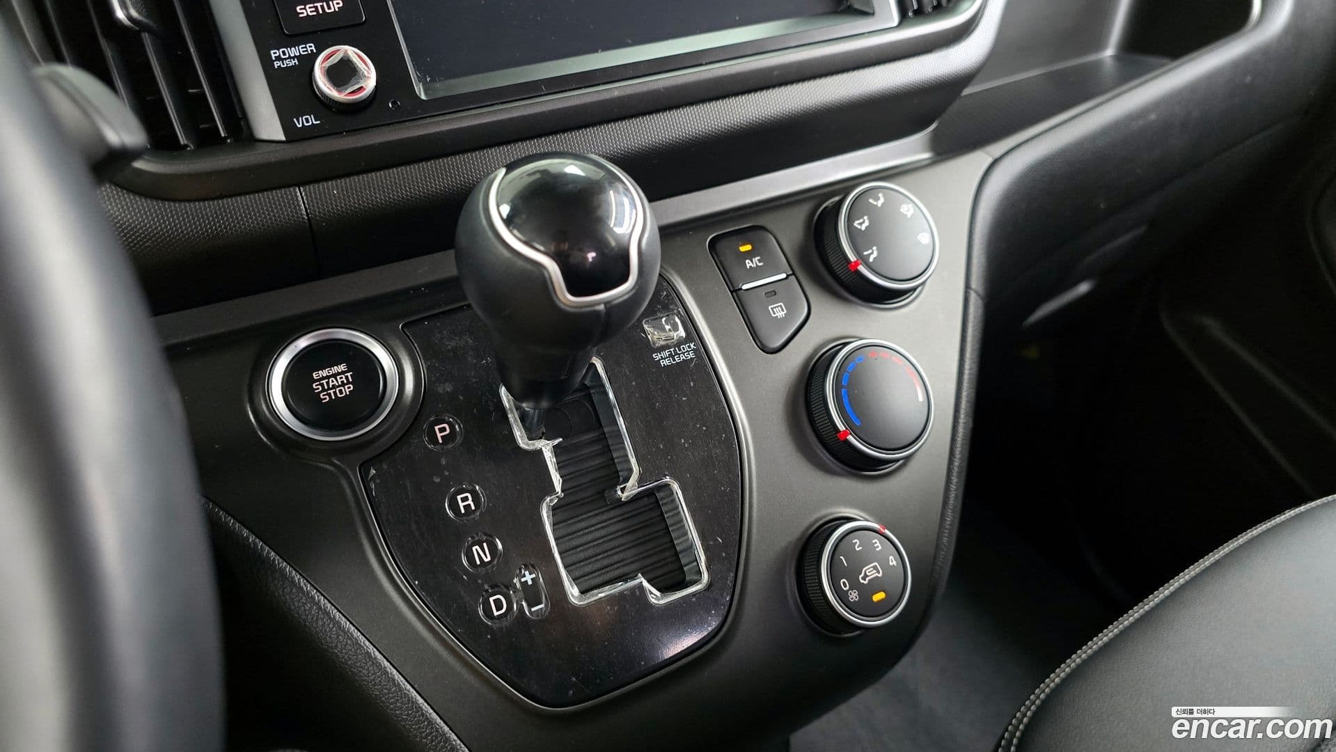 Main__Slider__Photo:RAY Kia 2024.3-8