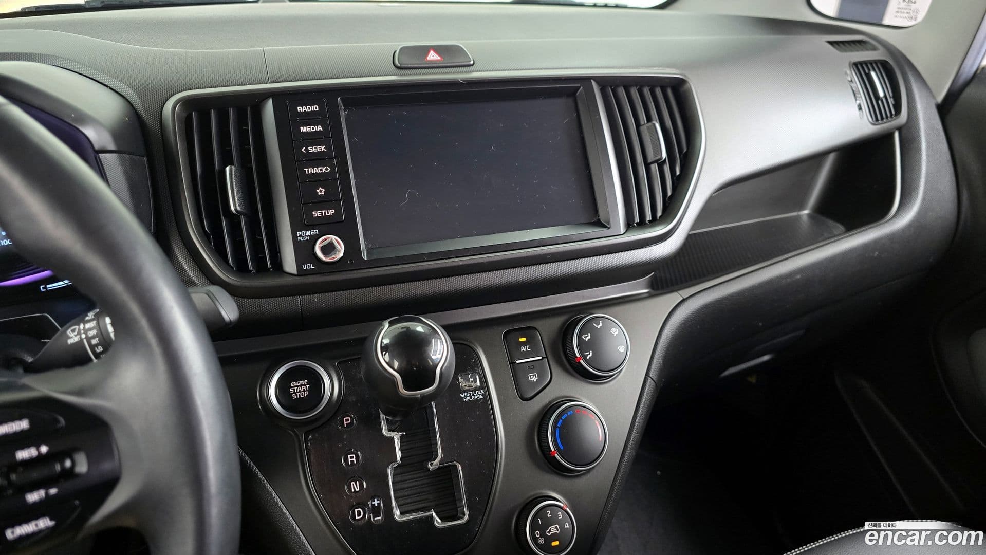 Main__Slider__Photo:RAY Kia 2024.3-13