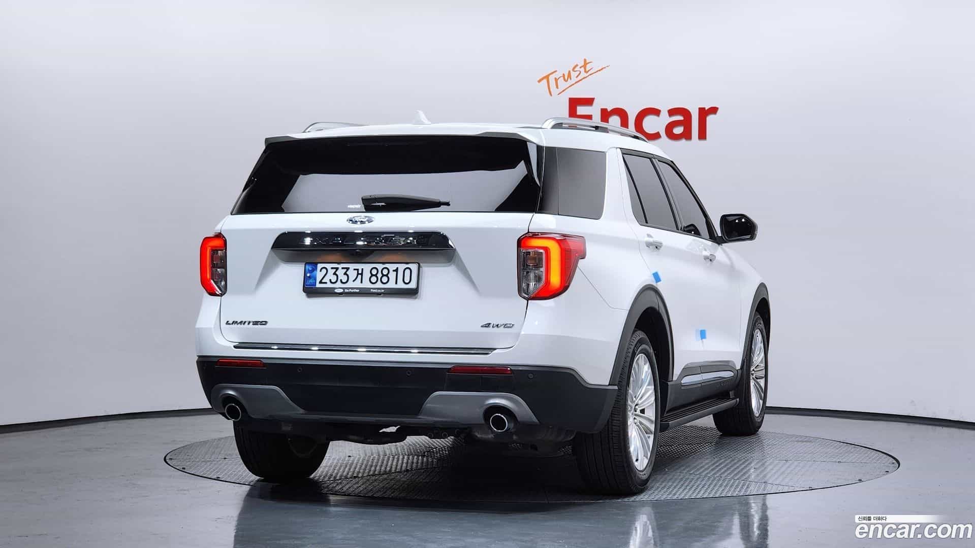 Explorer Ford 2023.10-OUTER-002