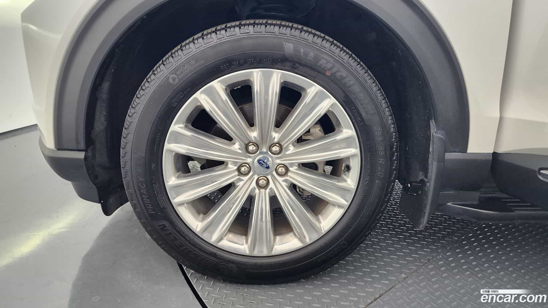 Explorer Ford 2023.10-OUTER-005