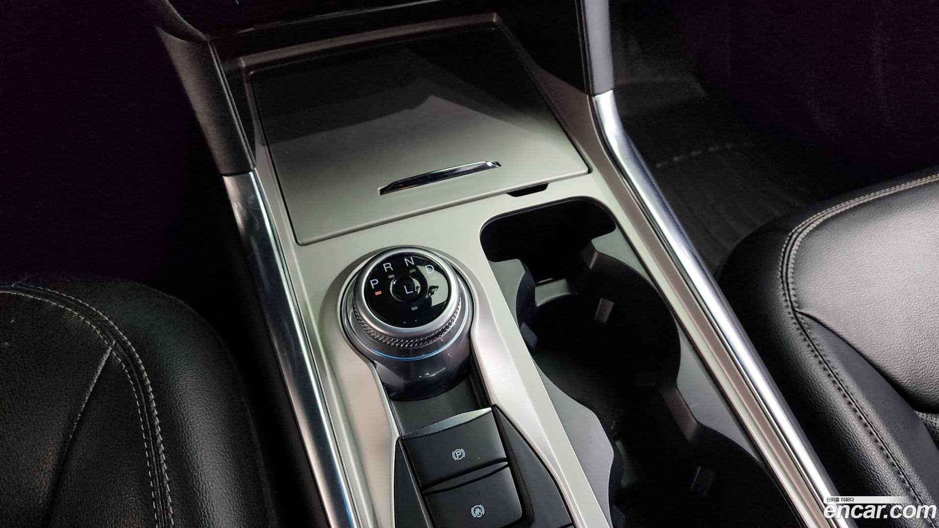 Main__Slider__Photo:Explorer Ford 2023.10-8