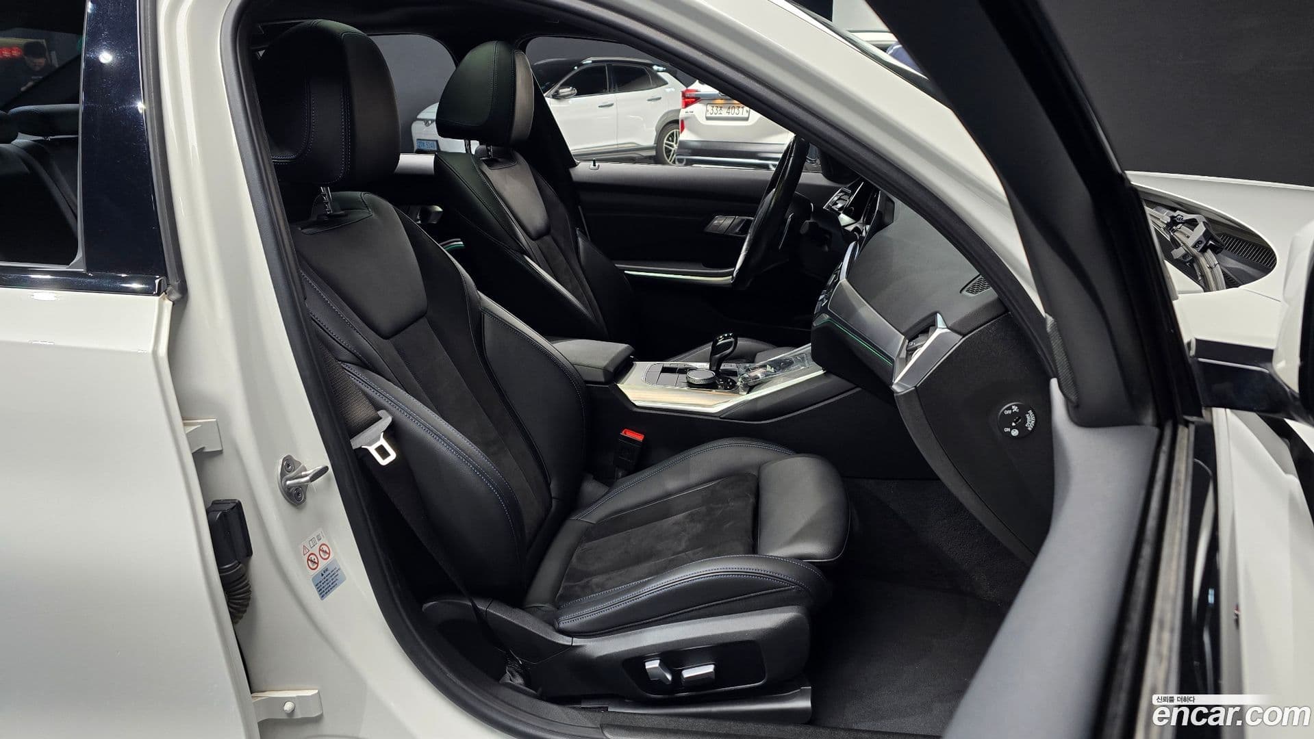 Main__Slider__Photo:3-Series BMW 2021.10-9