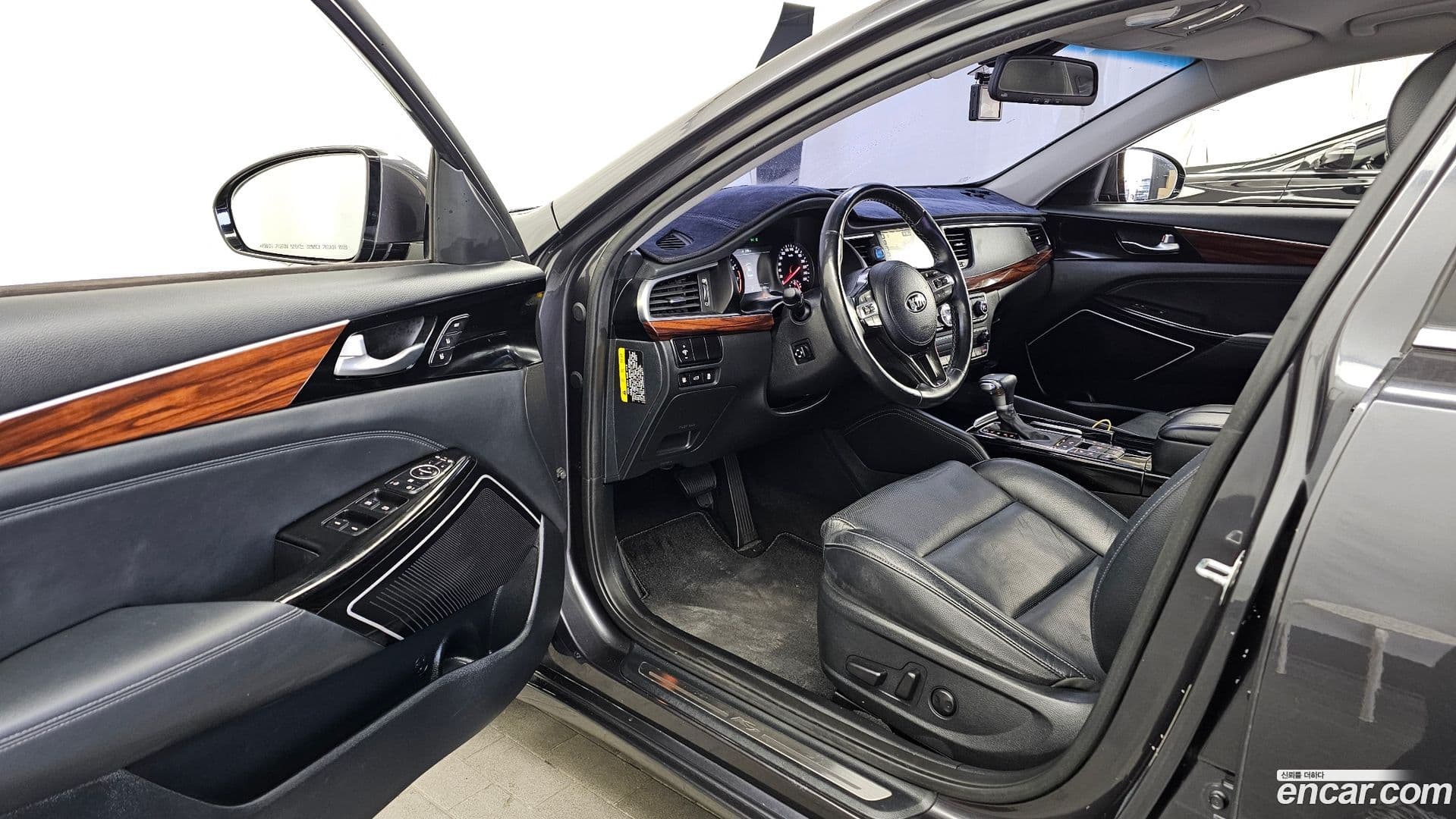 Main__Slider__Photo:K7 Kia 2017.3-9