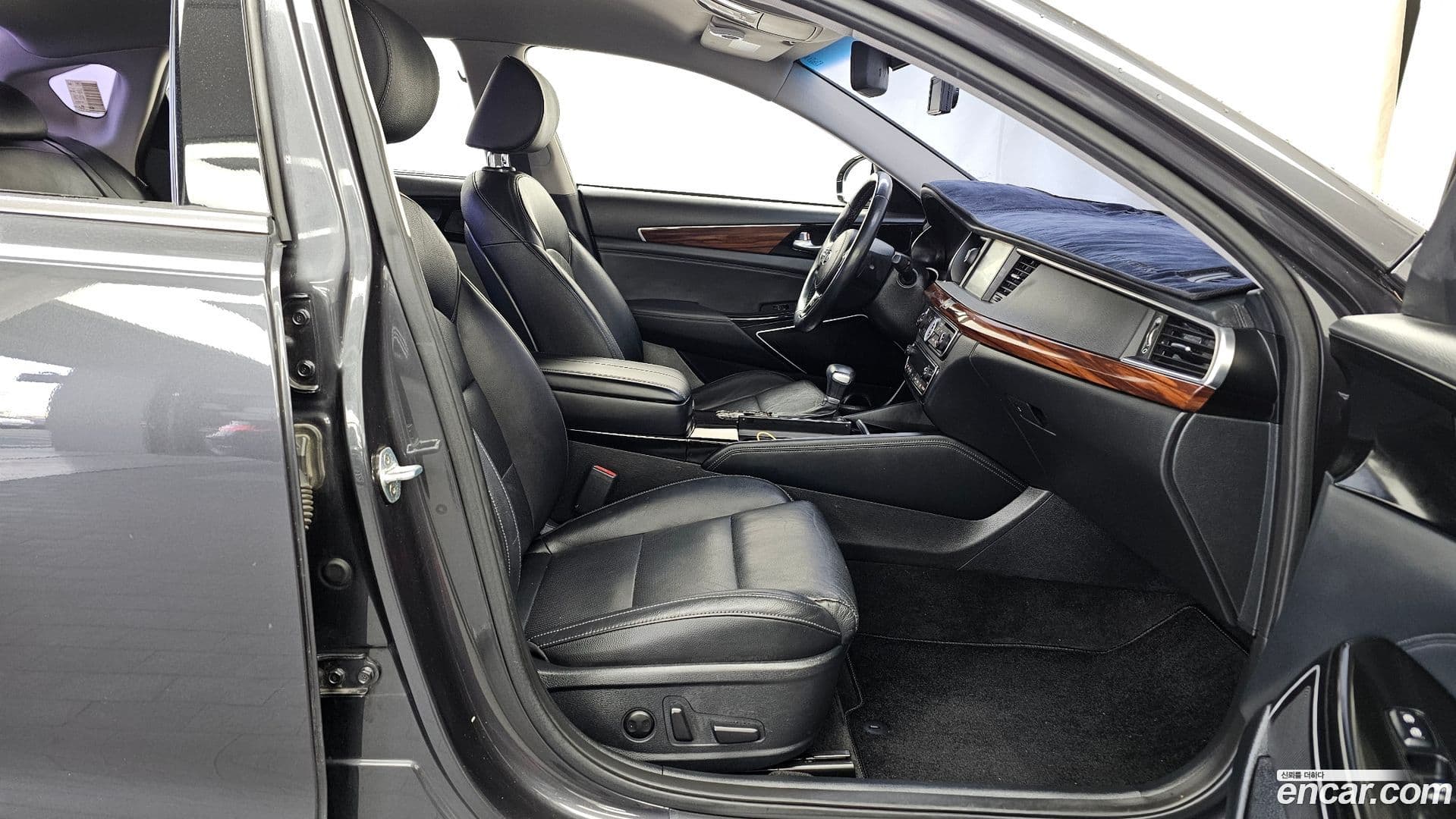 Main__Slider__Photo:K7 Kia 2017.3-10