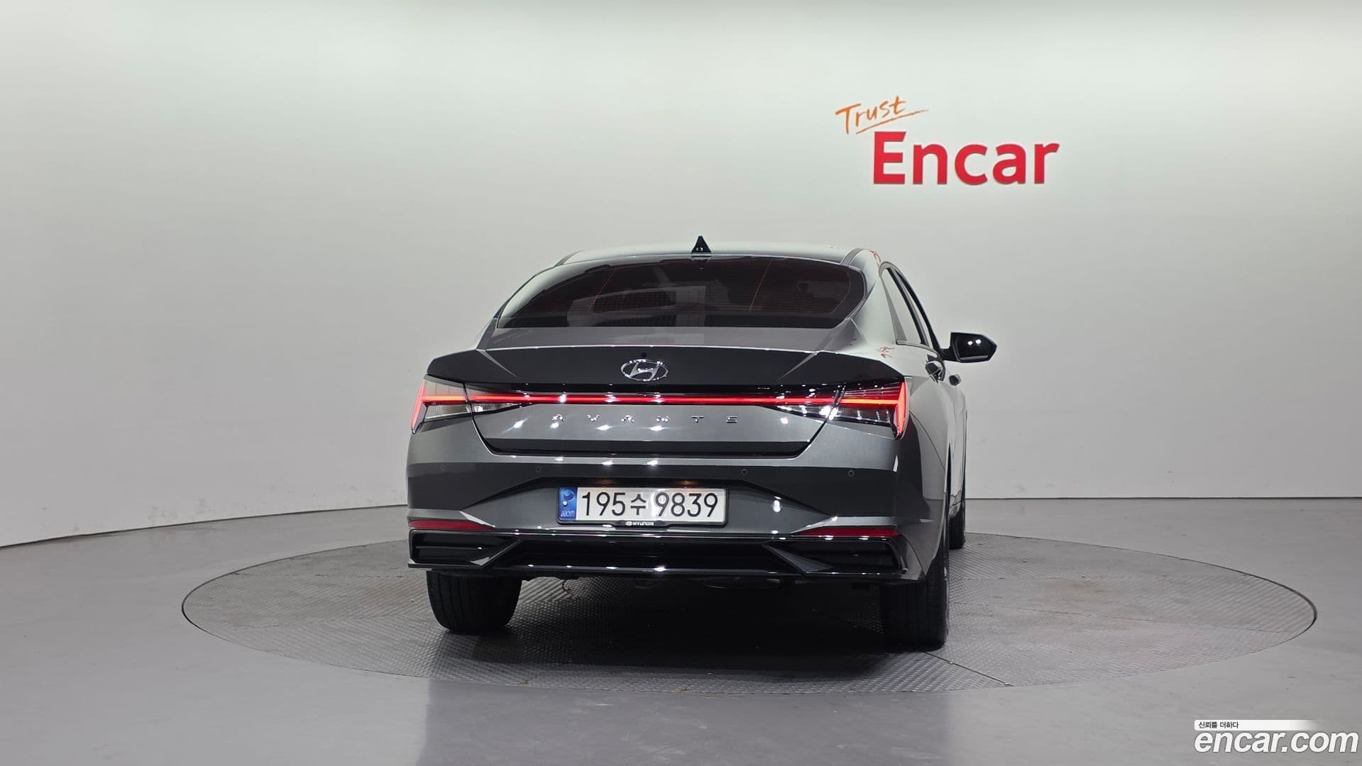 Main__Slider__Photo:AVANTE Hyundai 2023.0-3