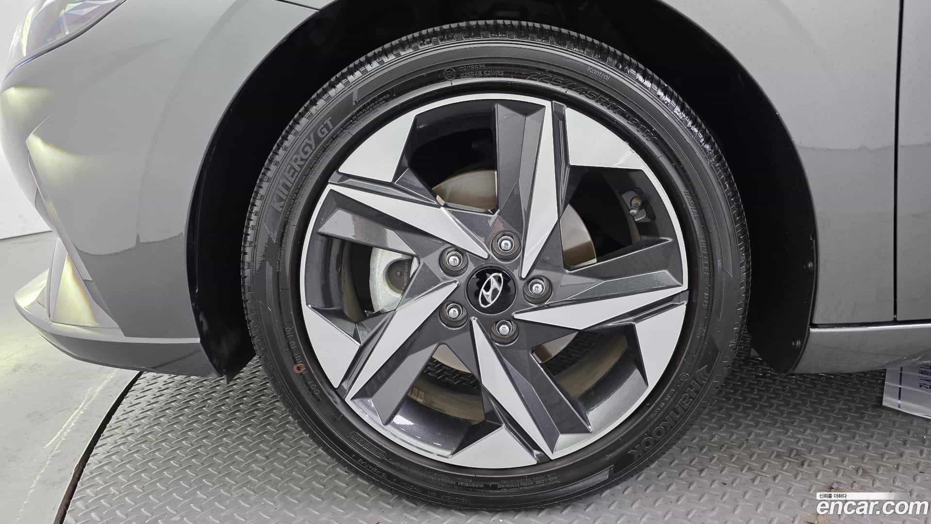 AVANTE Hyundai 2023.0-OUTER-005