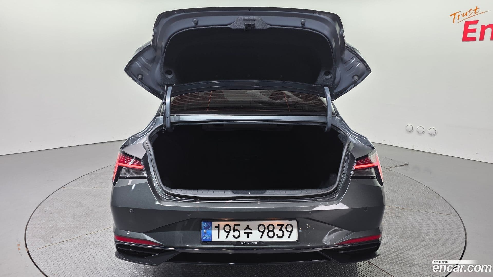 Main__Slider__Photo:AVANTE Hyundai 2023.0-19