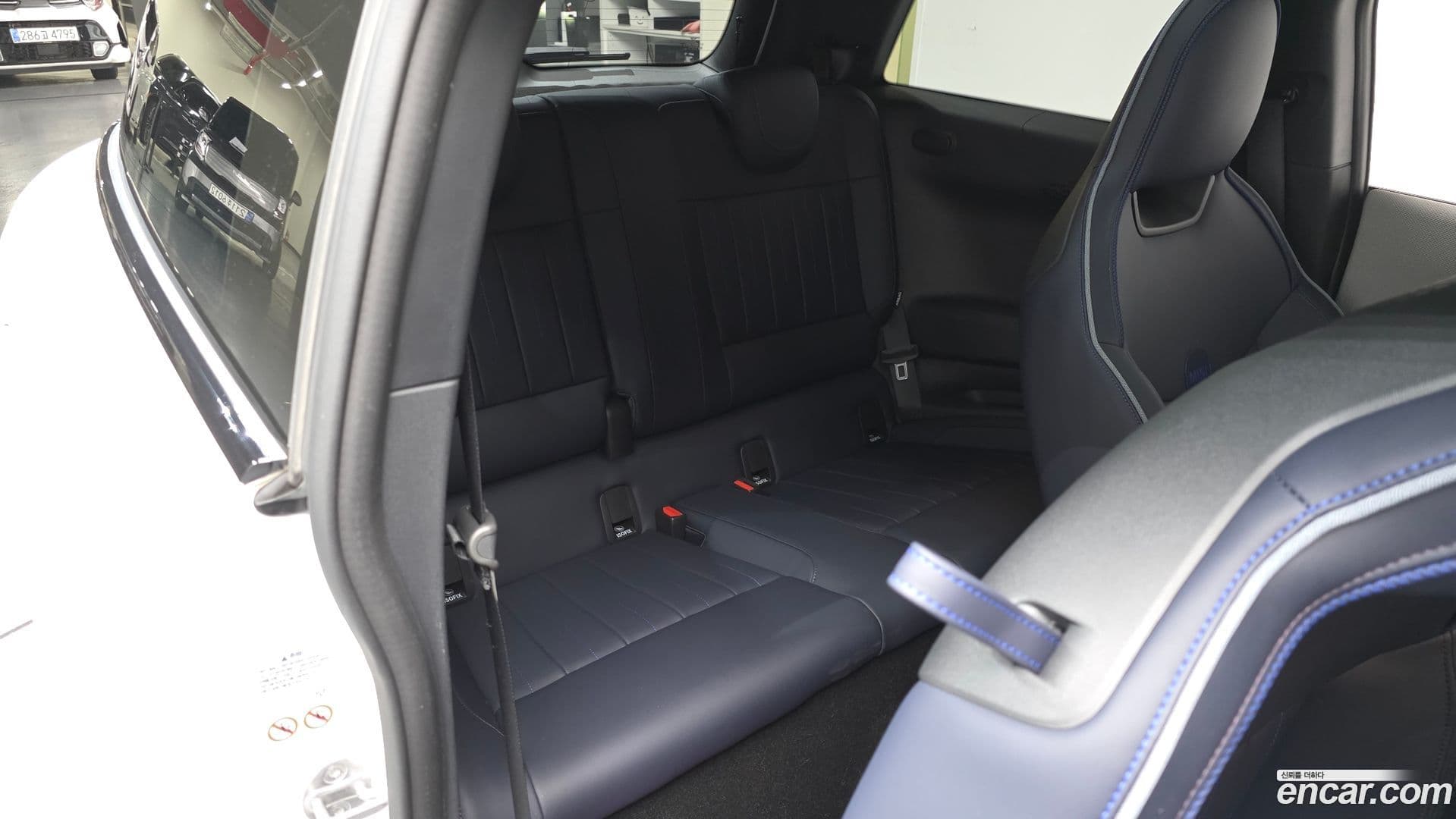 Main__Slider__Photo:Cooper Mini 2024.11-11