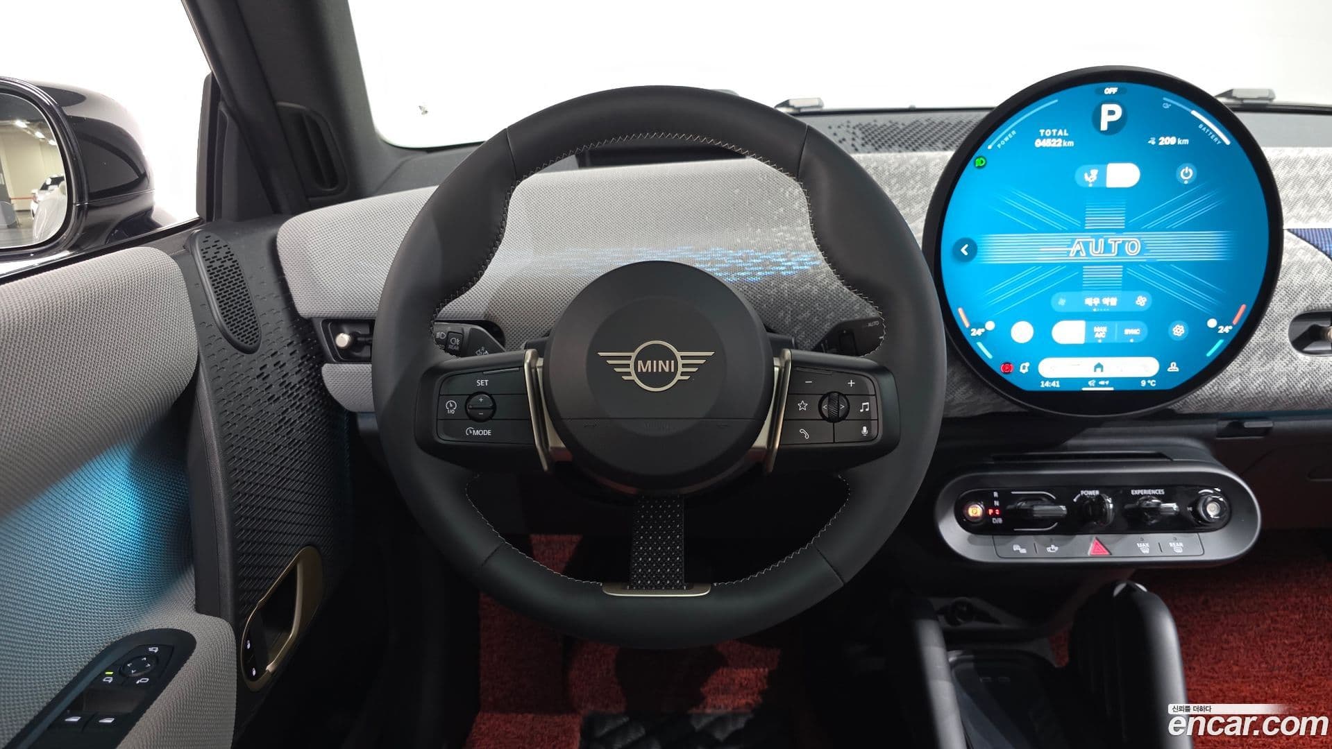 Main__Slider__Photo:Cooper Mini 2024.11-12