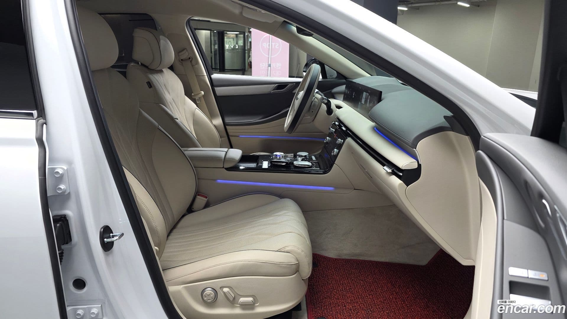 Main__Slider__Photo:G80 Genesis 2025.1-9