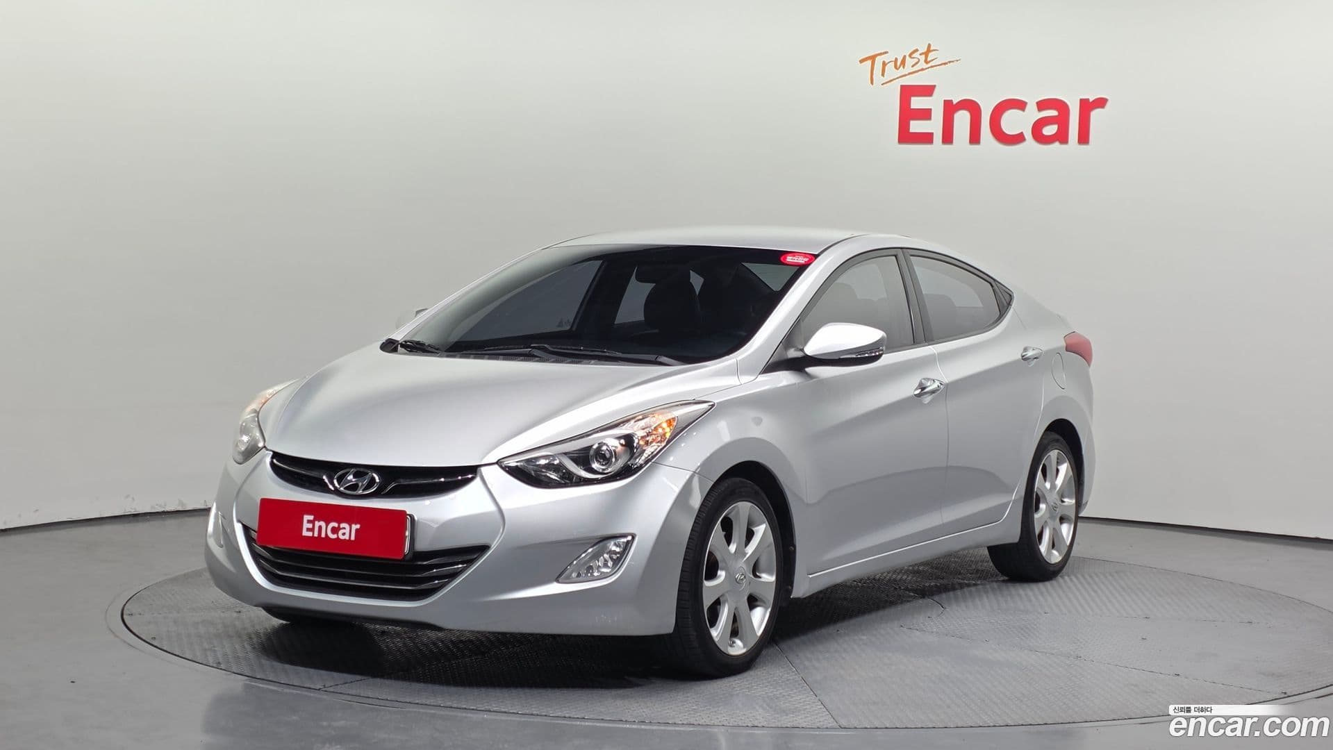 Main__Slider__Photo:AVANTE Hyundai 2010.8-0