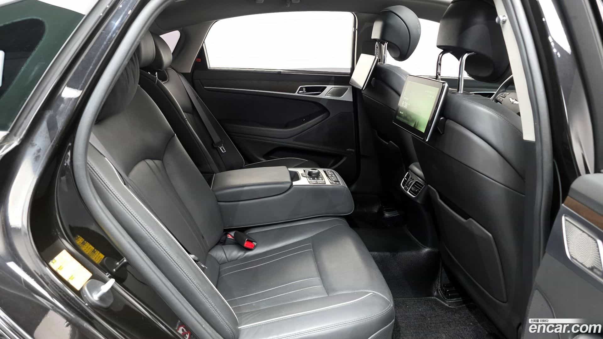 G80 Genesis 2019.1-OPTION-016