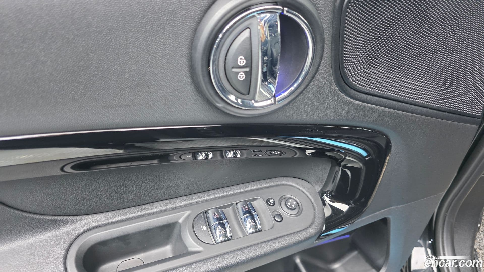 Main__Slider__Photo:Countryman Mini 2022.10-13