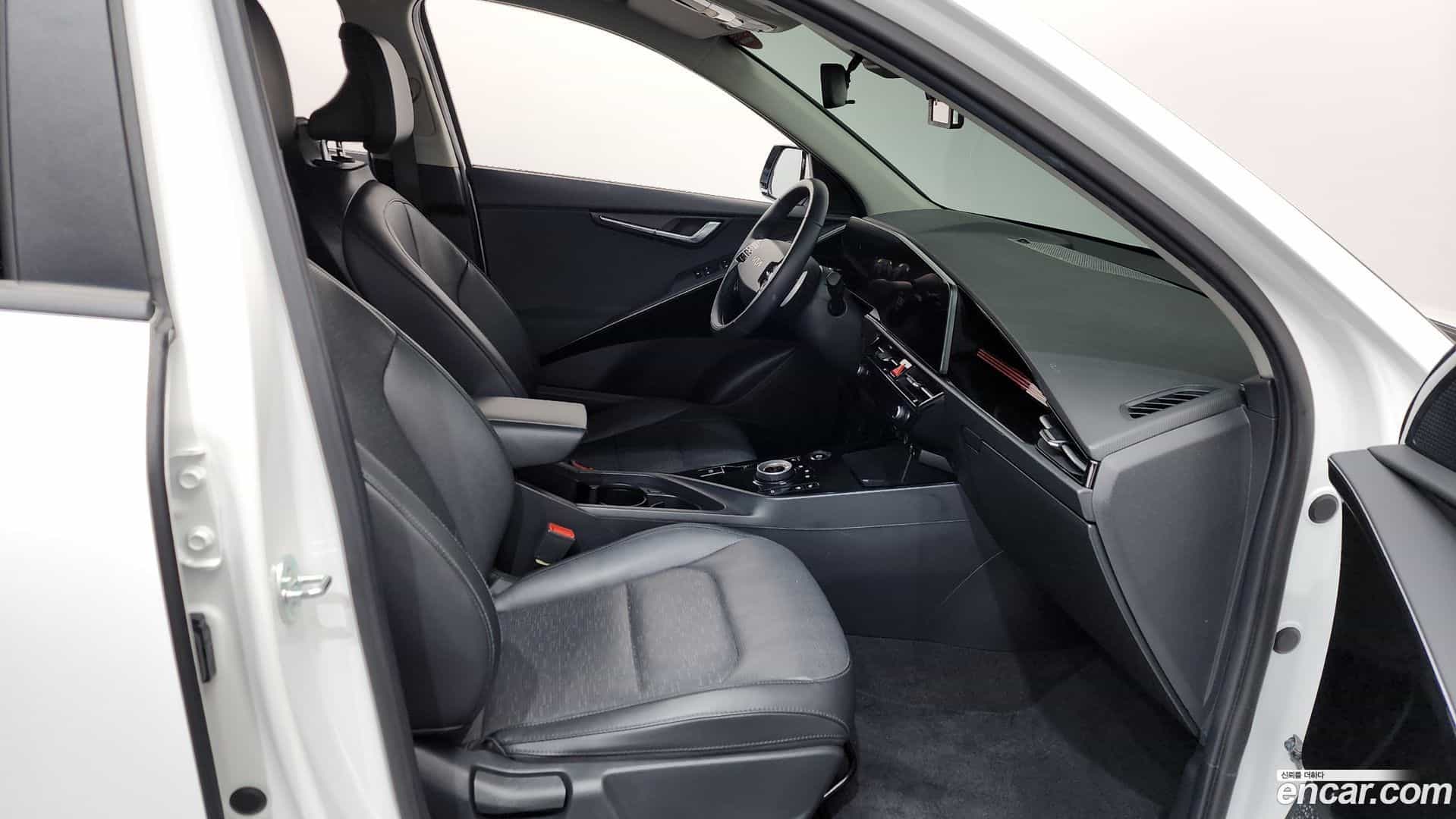 Niro Kia 2022.11-INNER-010