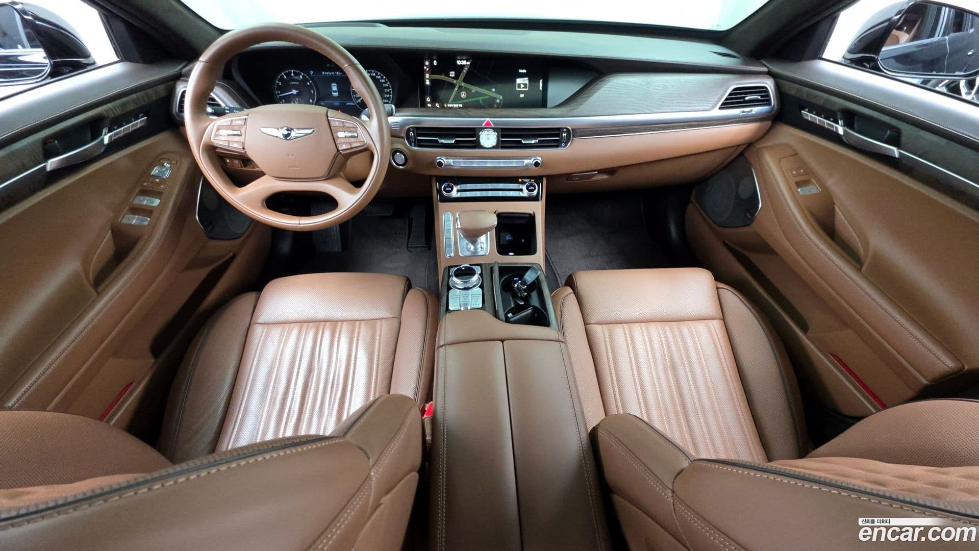 Main__Slider__Photo:G90 Genesis 2021.1-6