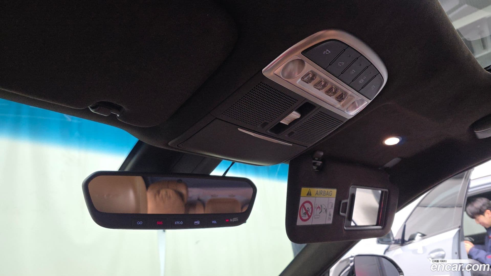 Main__Slider__Photo:G90 Genesis 2021.1-13