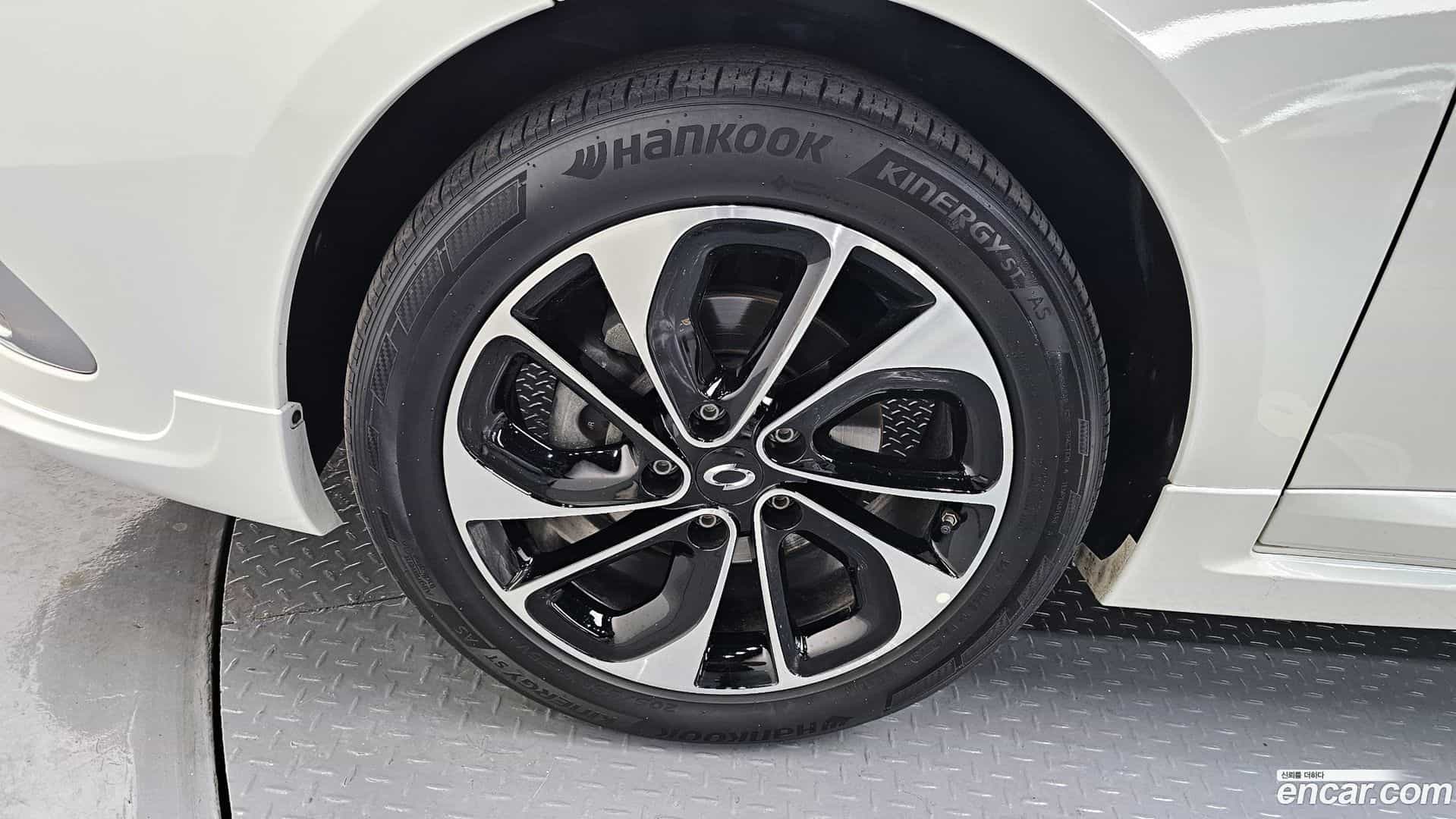 SM3 Renault-KoreaSamsung 2016.0-OUTER-005