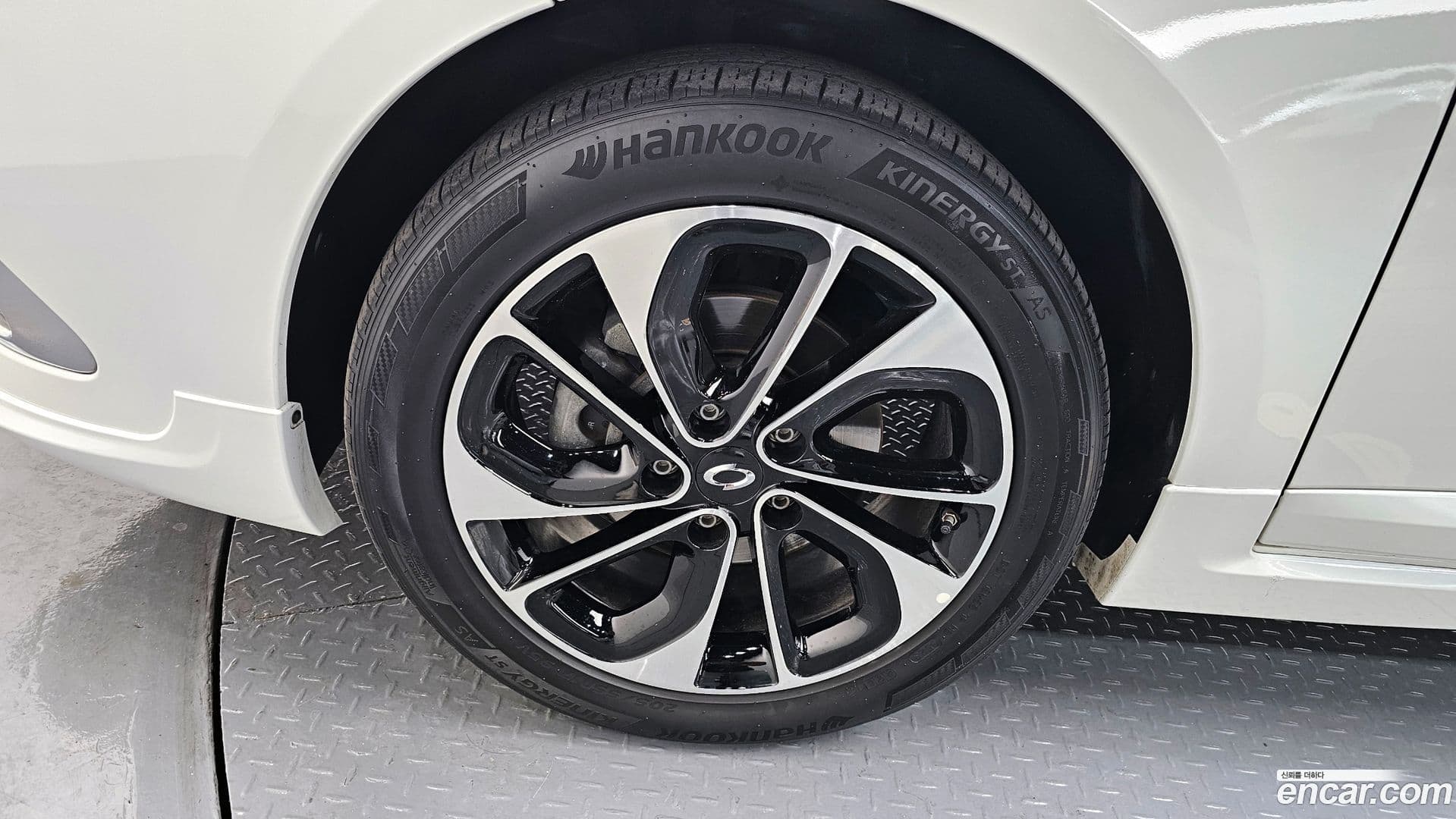 Main__Slider__Photo:SM3 Renault-KoreaSamsung 2016.0-4