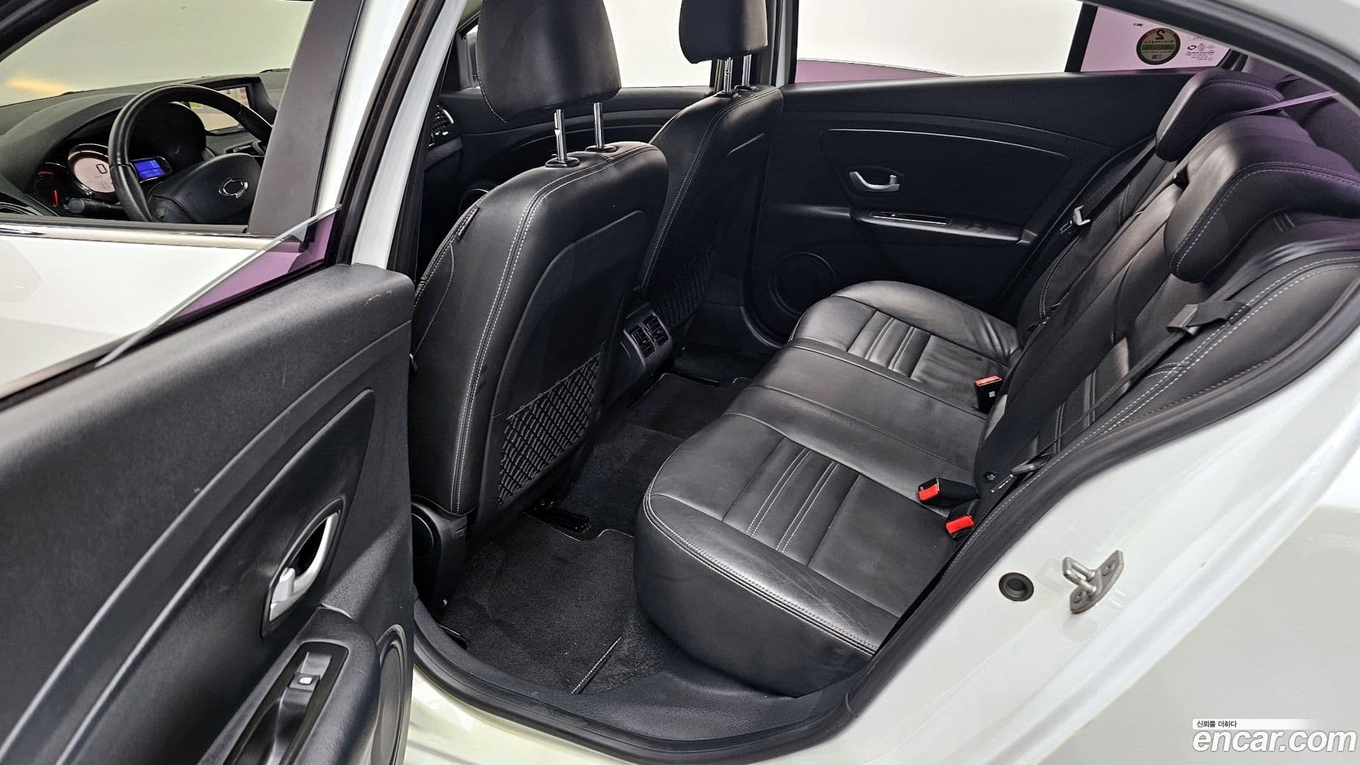 Main__Slider__Photo:SM3 Renault-KoreaSamsung 2016.0-10