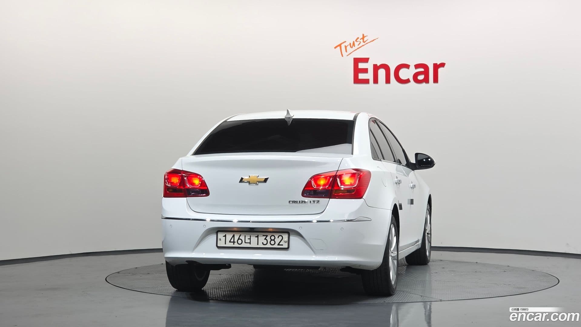 Main__Slider__Photo:Cruze ChevroletGMDaewoo 2016.10-3