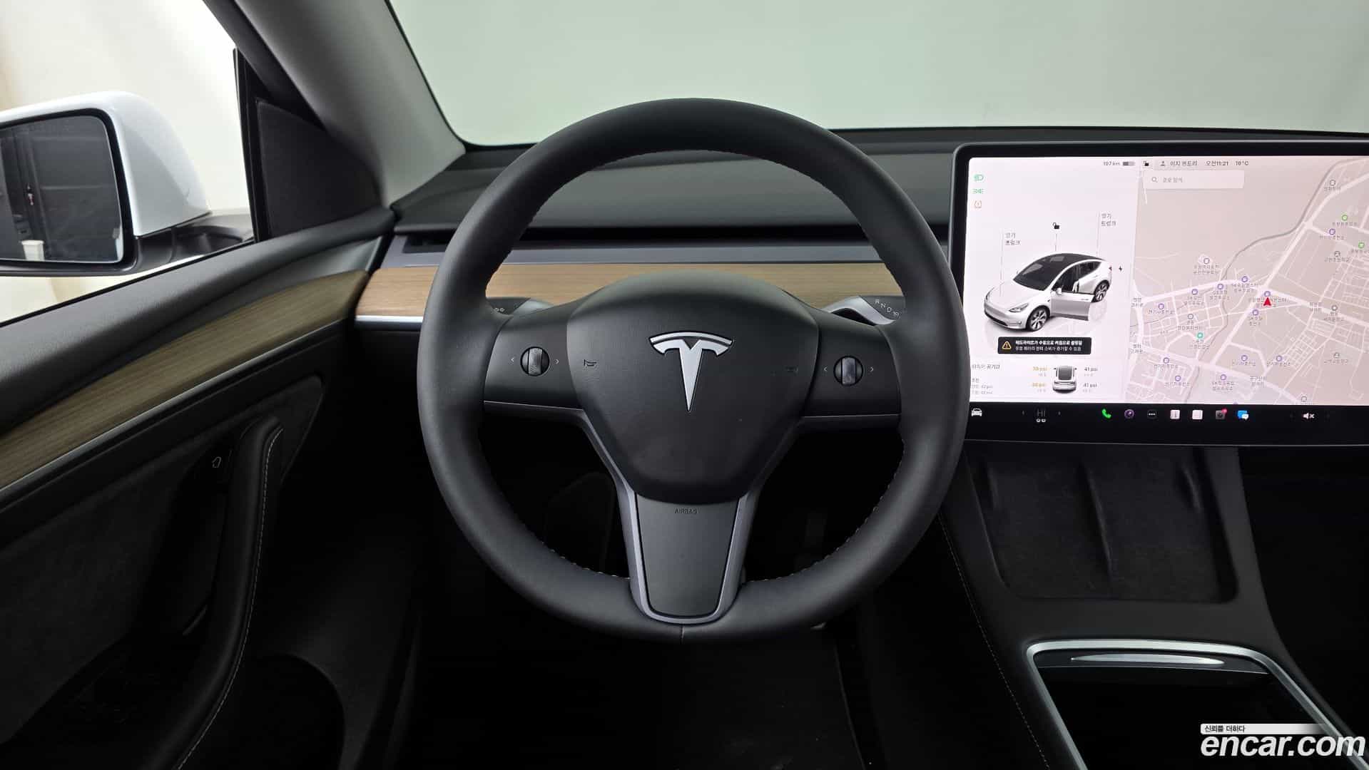 Model Y Tesla 2023.7-OPTION-017