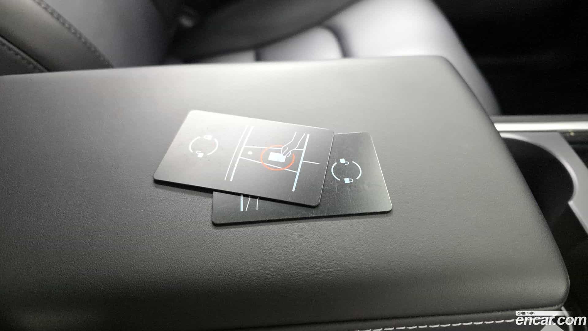 Model Y Tesla 2023.7-OPTION-021