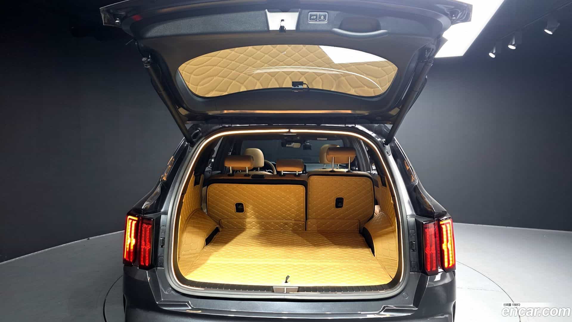 Sorento Kia 2021.4-OPTION-024