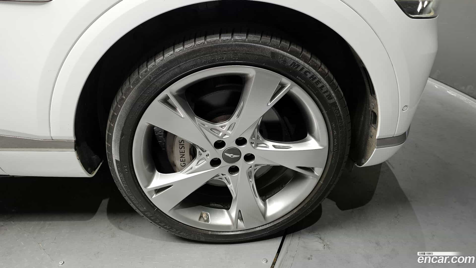 GV80 Genesis 2022.9-OUTER-005